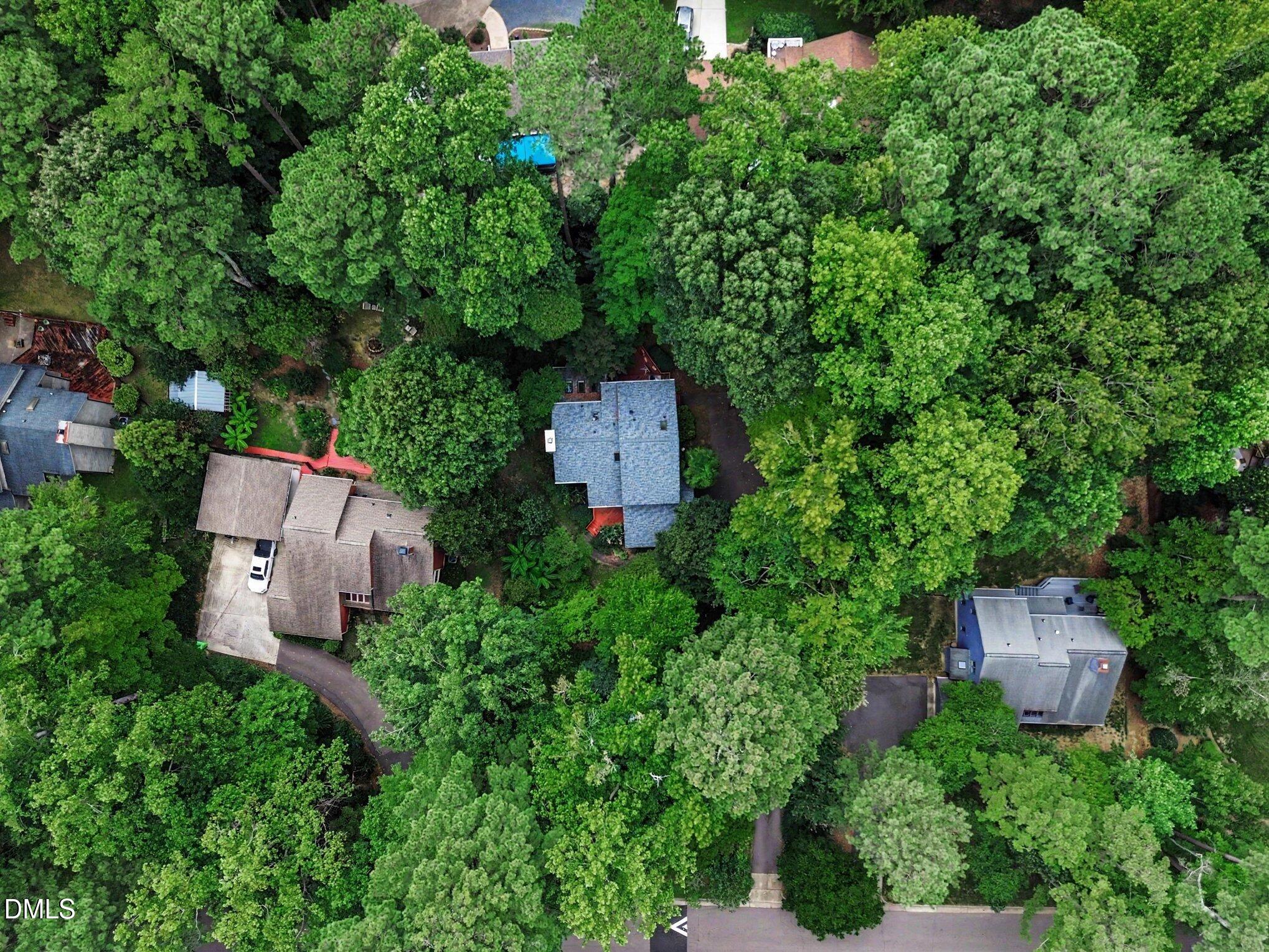 814 Lake Forest Drive Property Photo 34