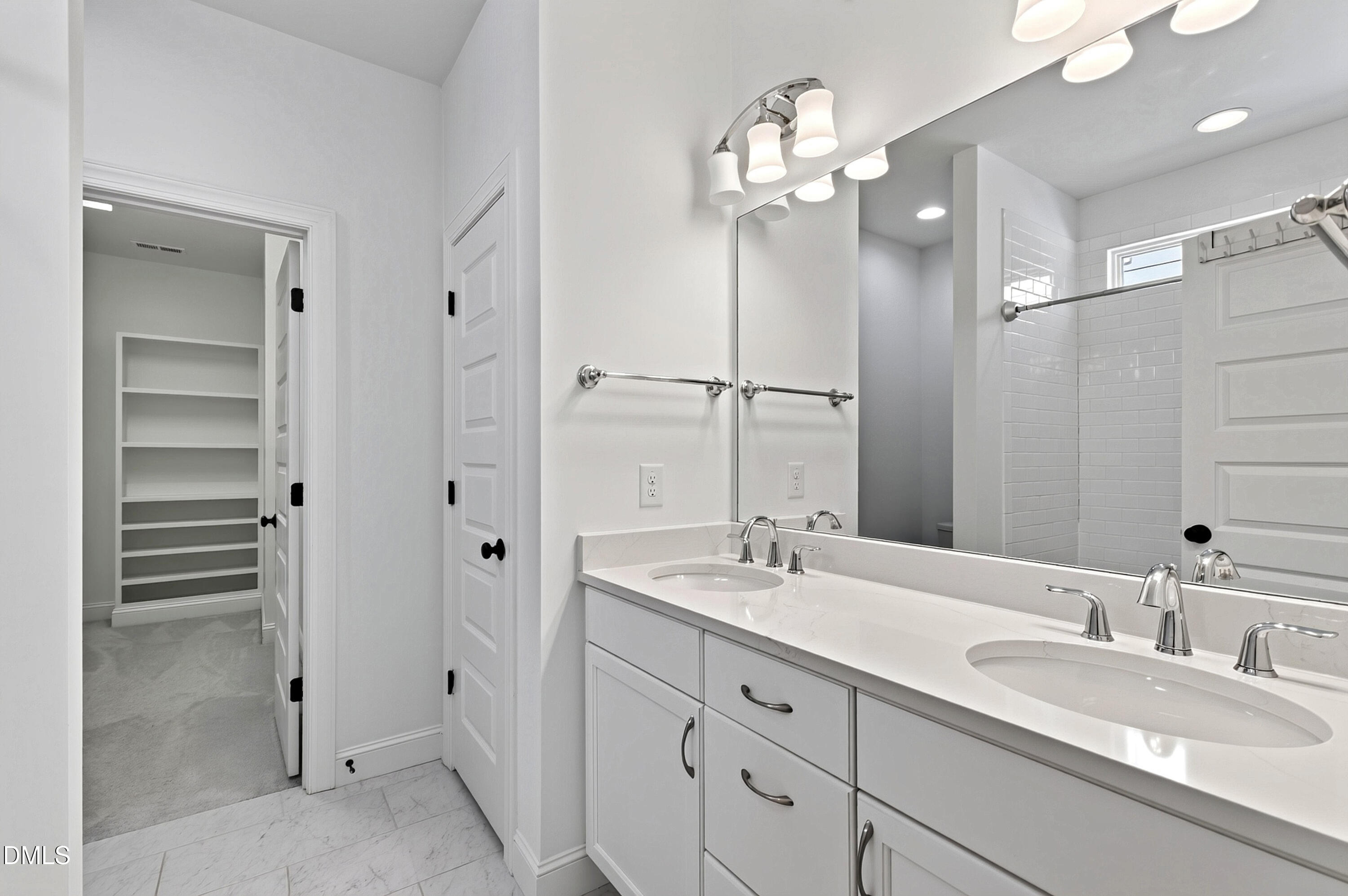412 S Camellia Street Property Photo 26