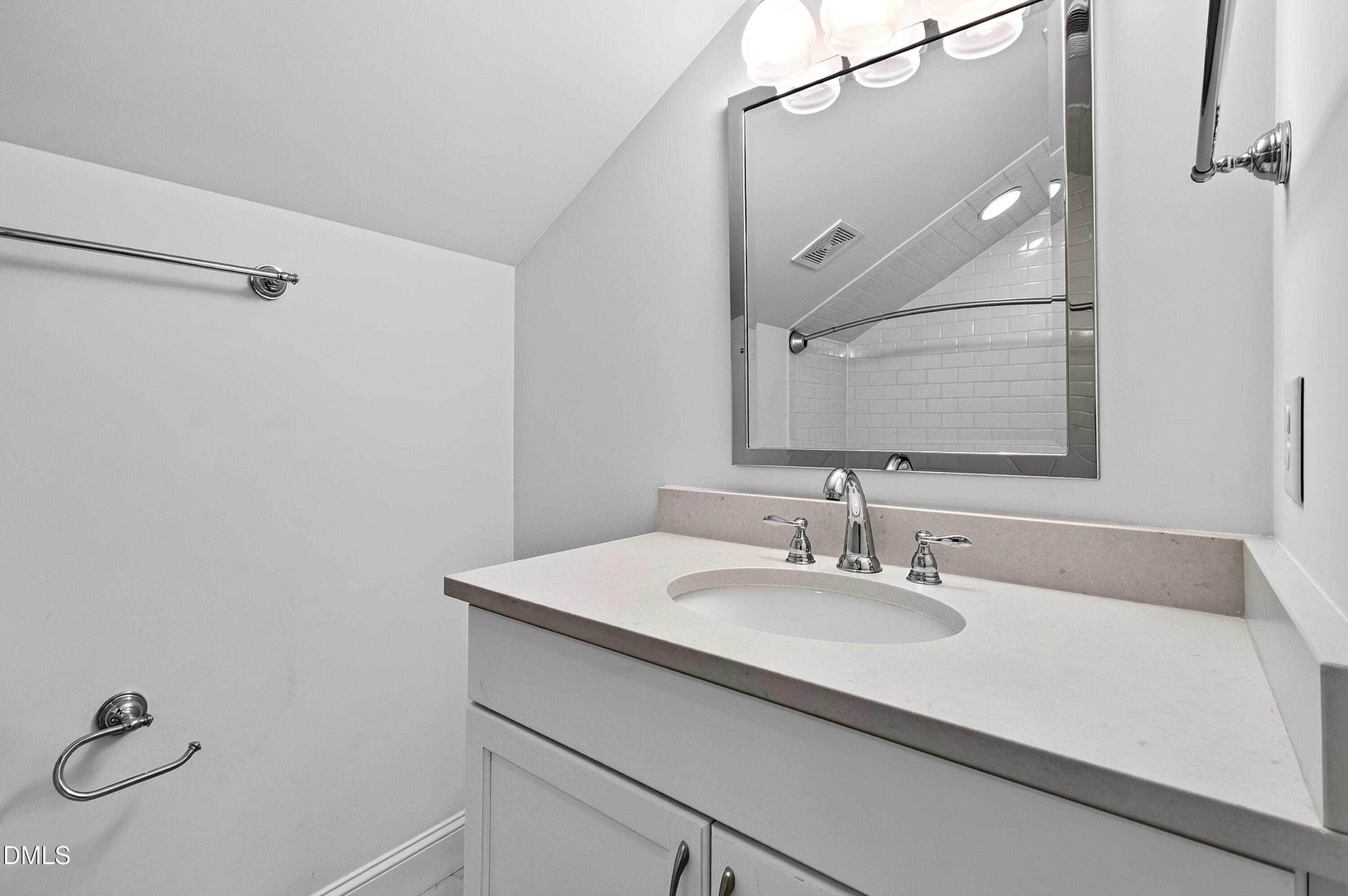 412 S Camellia Street Property Photo 38