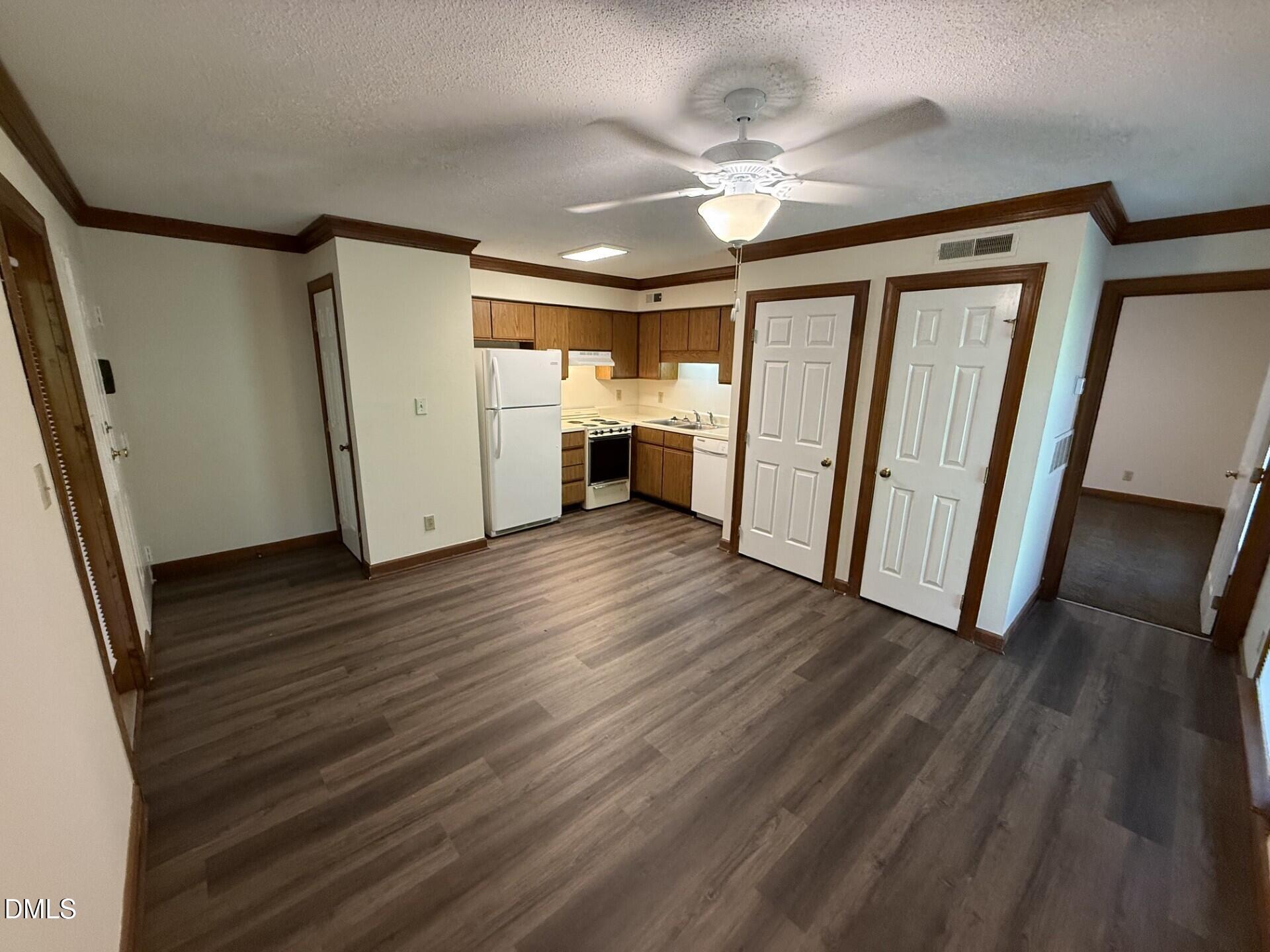 3520 Ivy Commons Drive 301 Property Photo 2