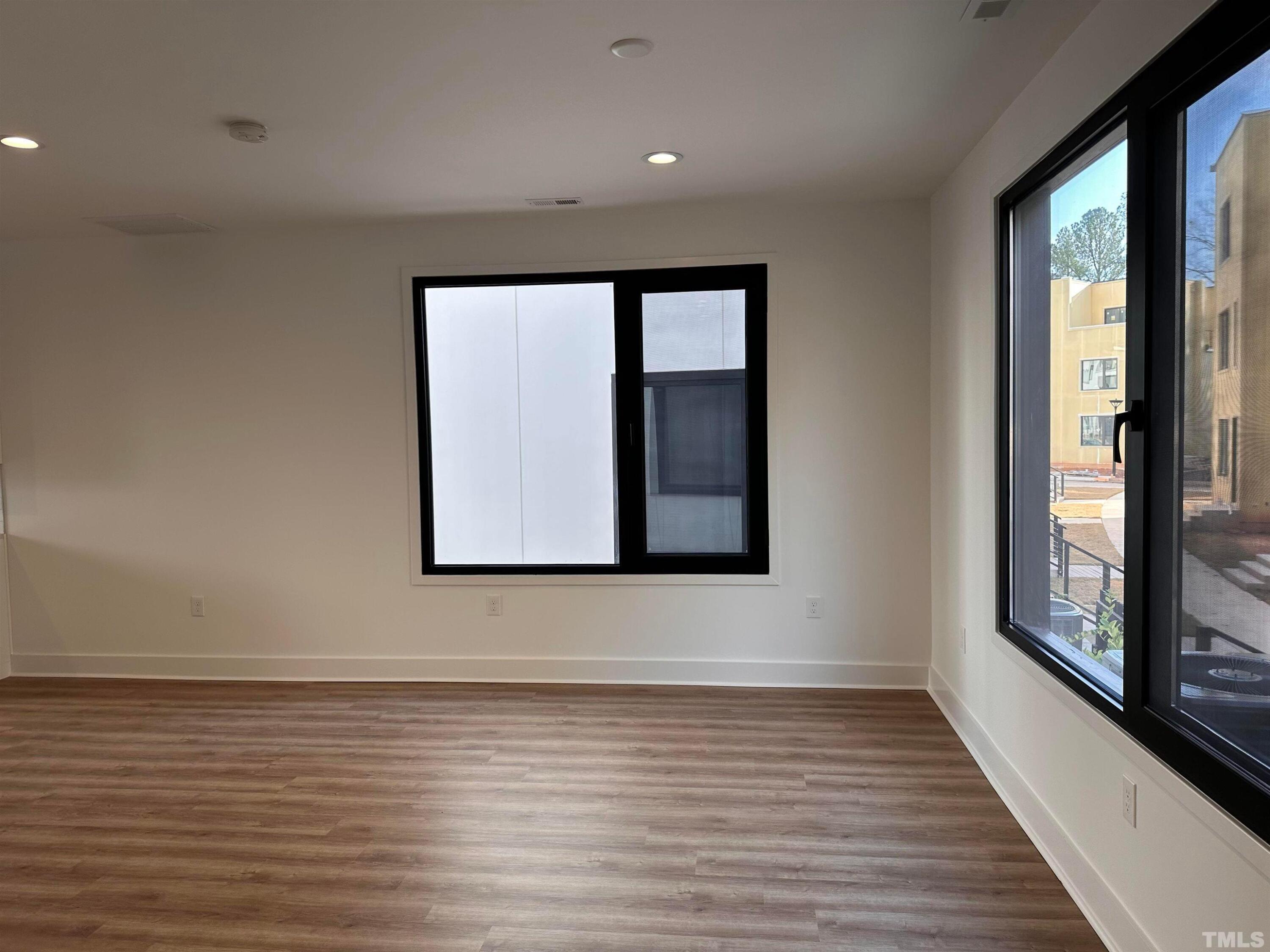 1112 Nova Street Property Photo 6
