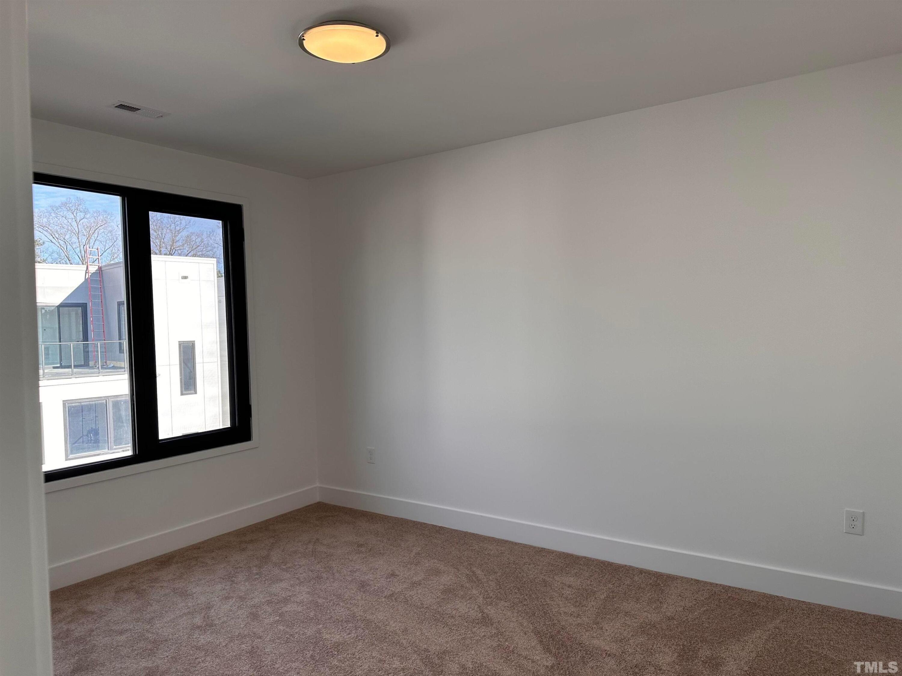 1112 Nova Street Property Photo 23