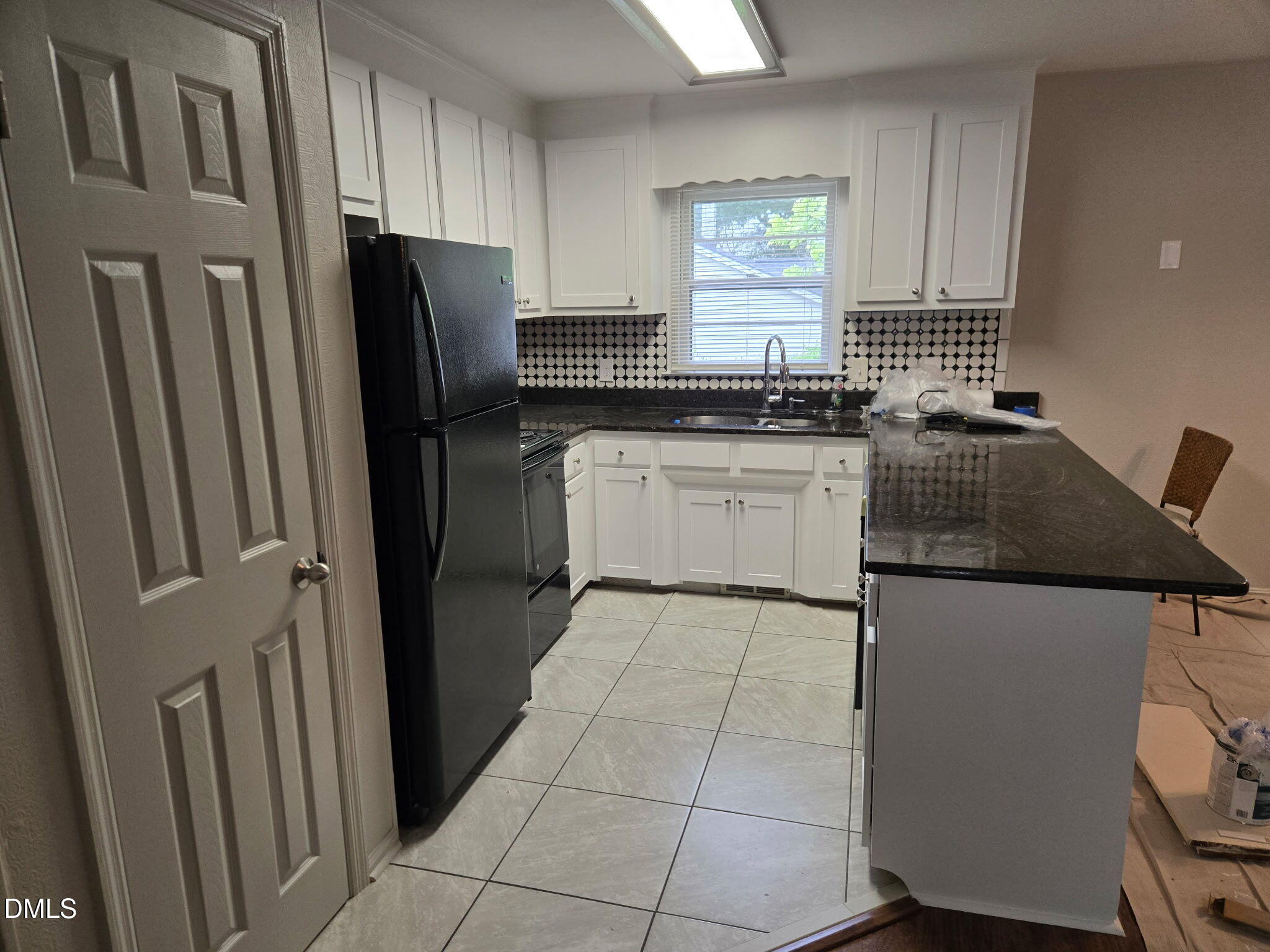 25 E North Street Property Photo 6