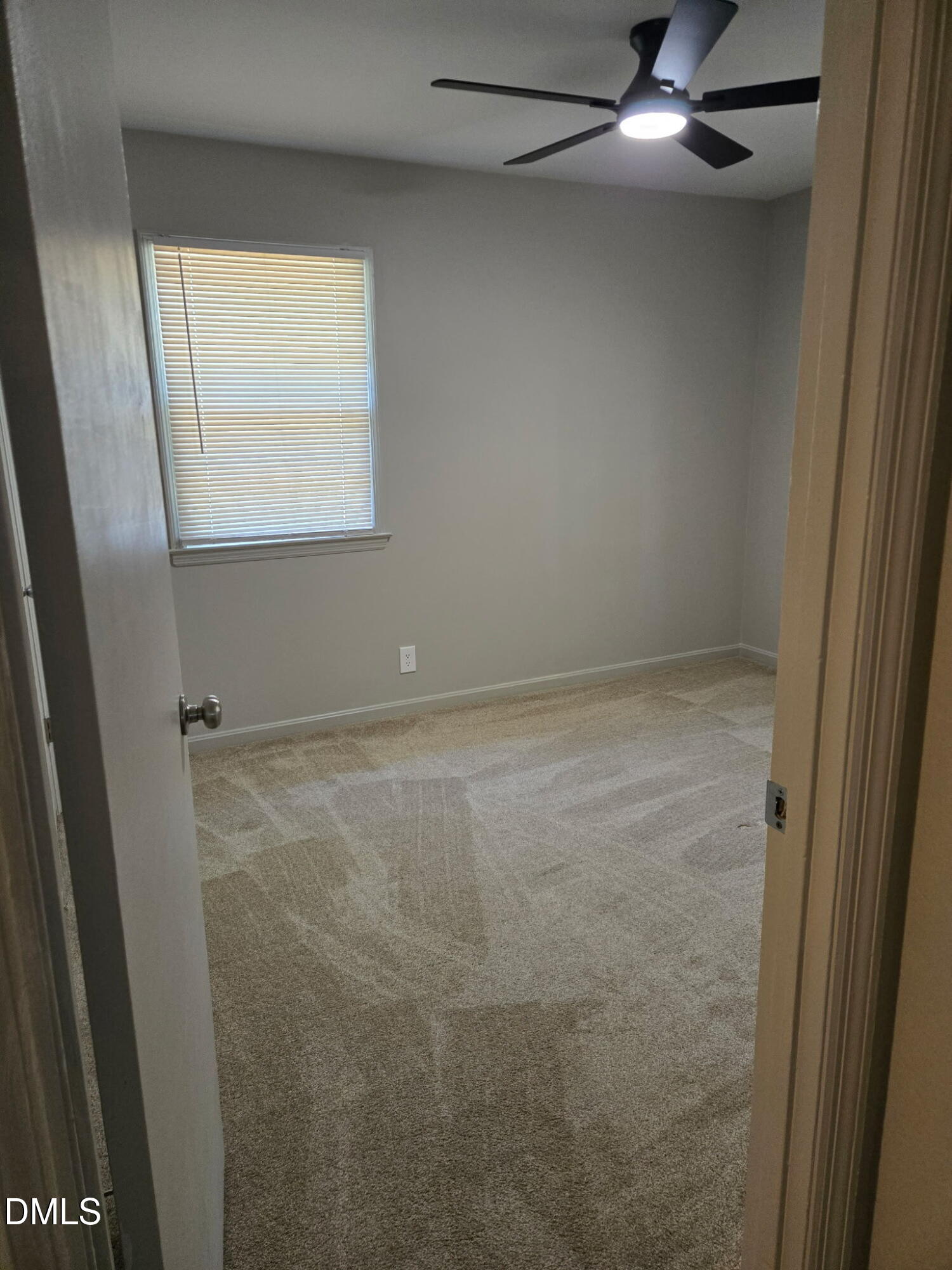 25 E North Street Property Photo 13