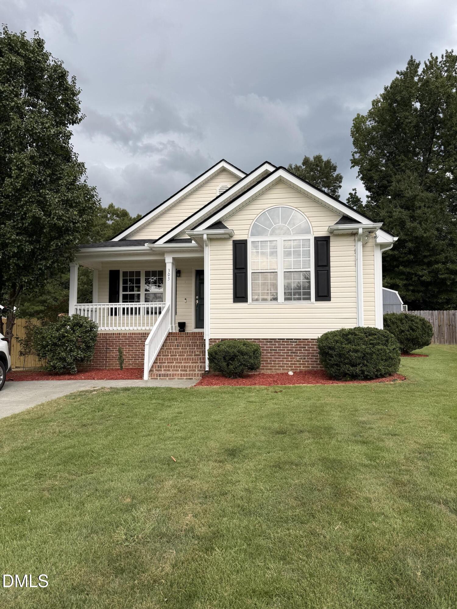 303 Gallop Court Property Photo 1
