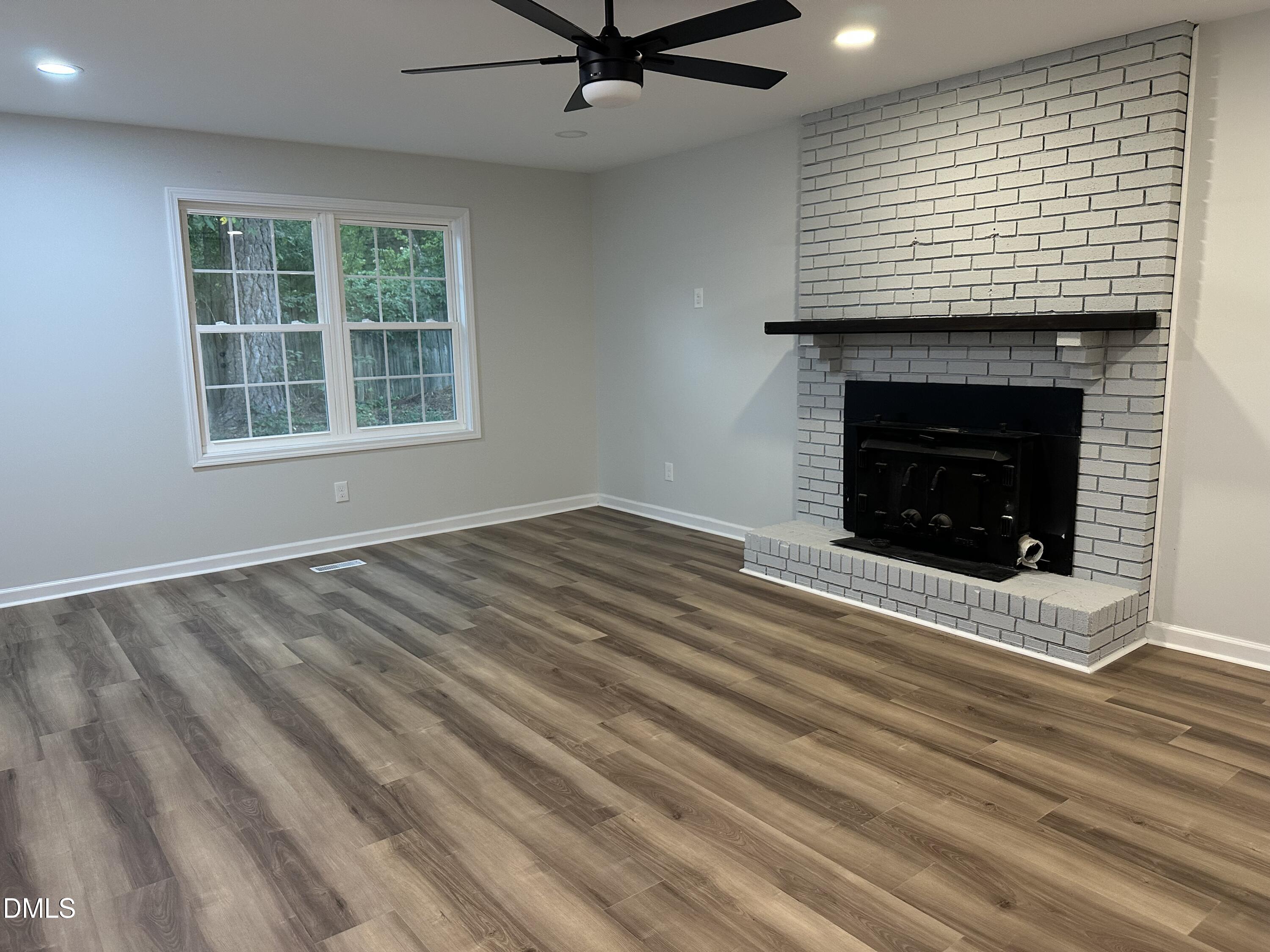 113 Beam Circle Property Photo 7