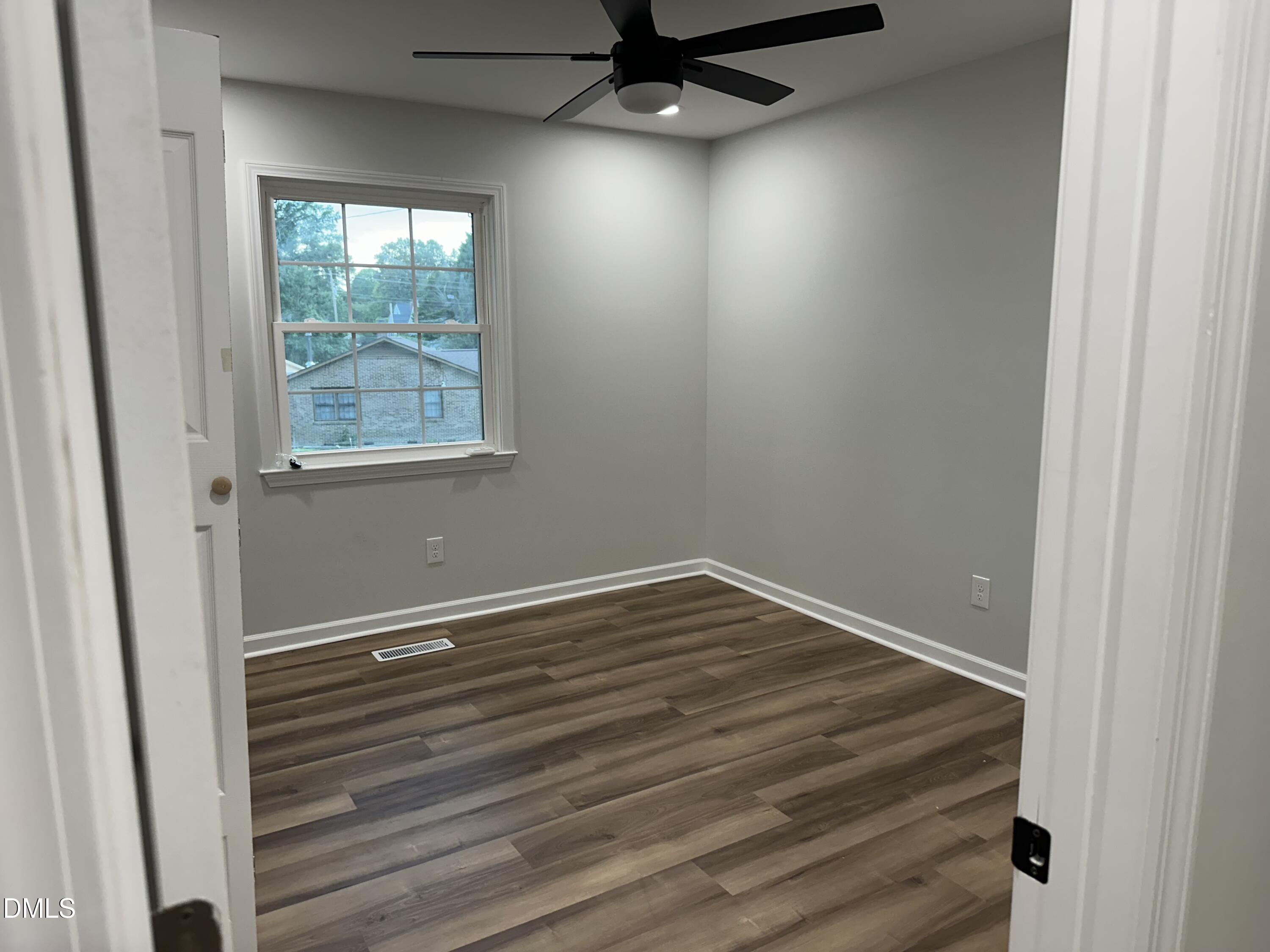 113 Beam Circle Property Photo 12