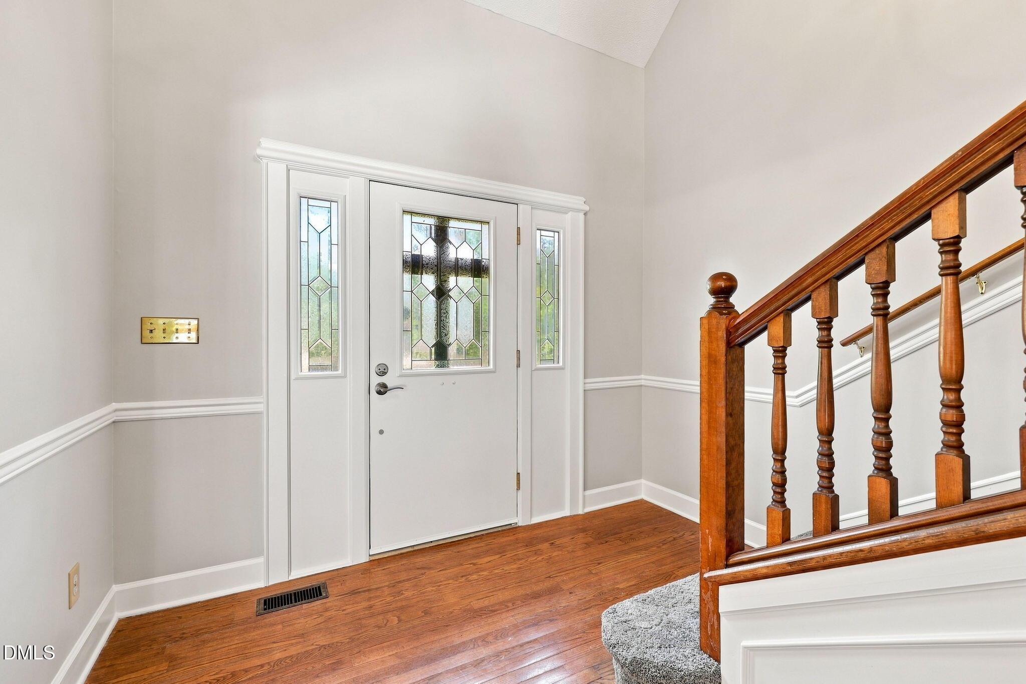 5601 Sky Lane Drive Property Photo 3