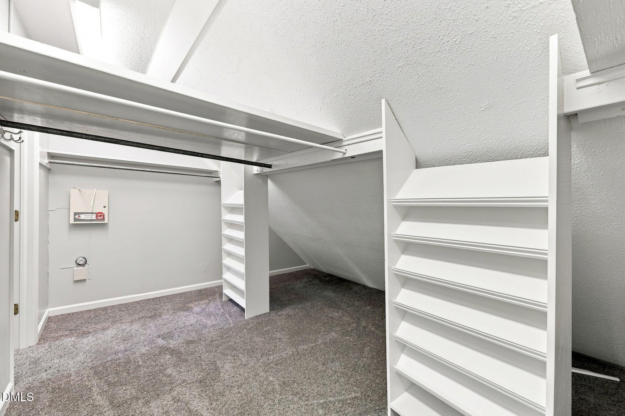 5601 Sky Lane Drive Property Photo 14