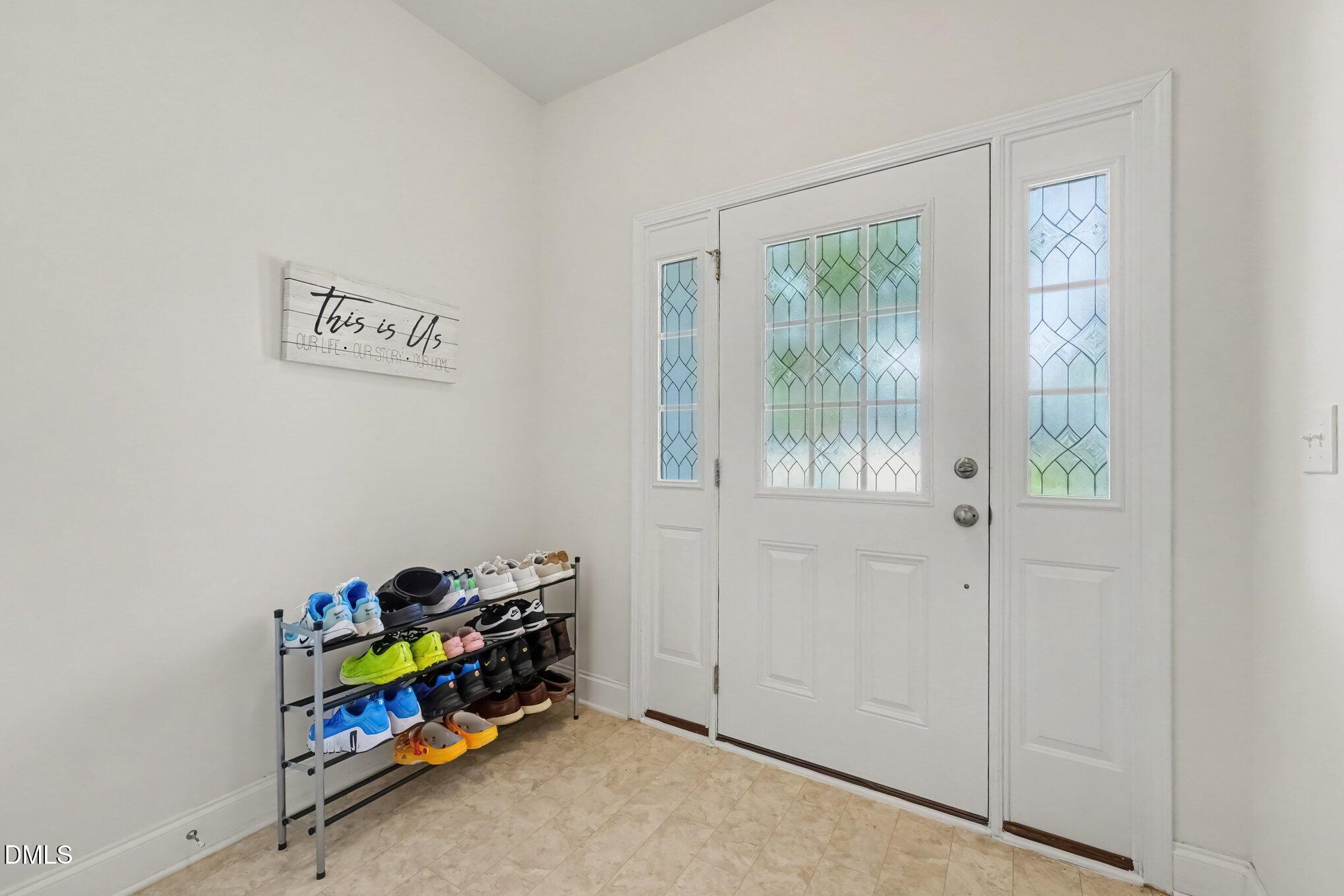 324 E Porthaven Way Property Photo 4