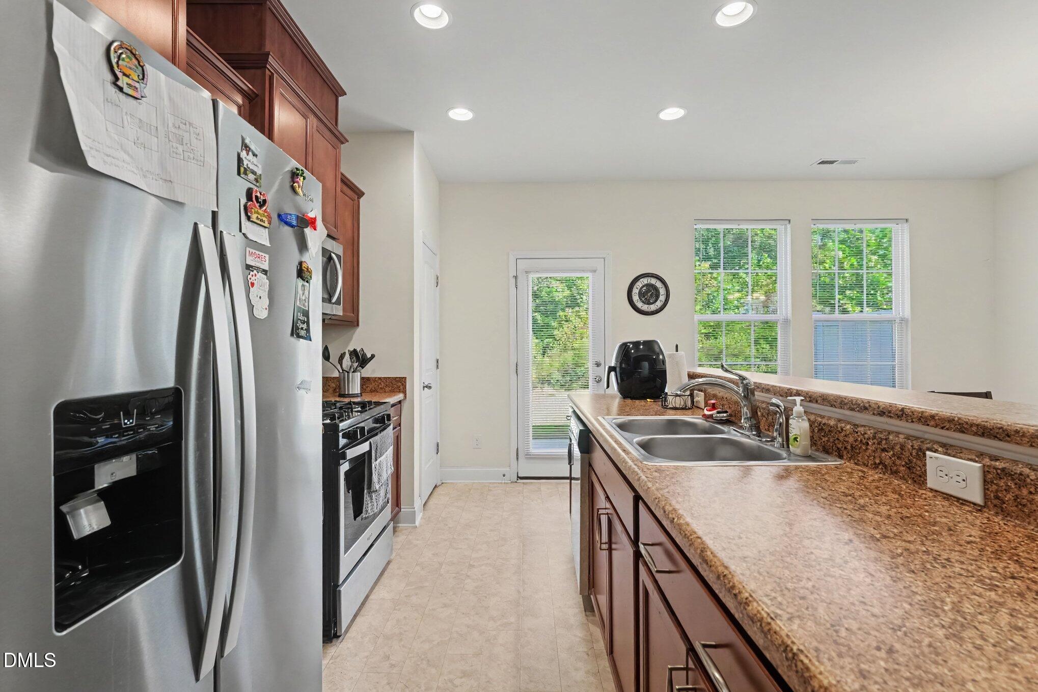 324 E Porthaven Way Property Photo 12