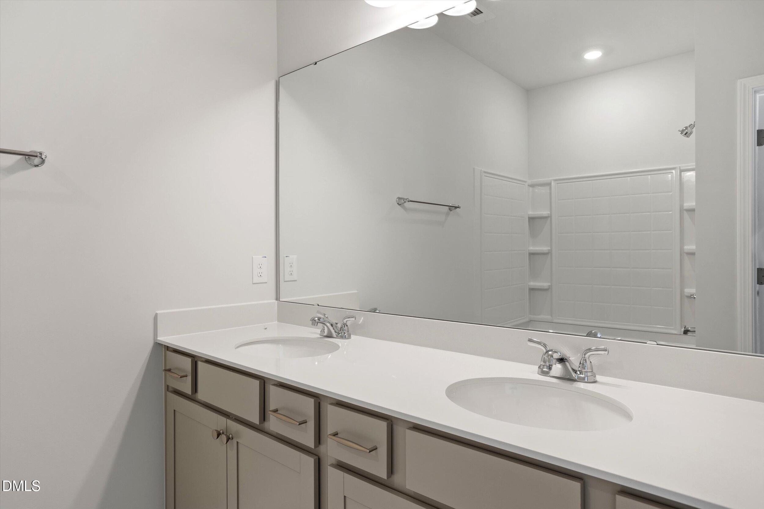 129 Blue Melody Avenue 256 Property Photo 17
