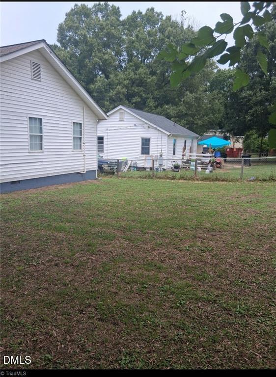 627 Dailey Street Property Photo 21