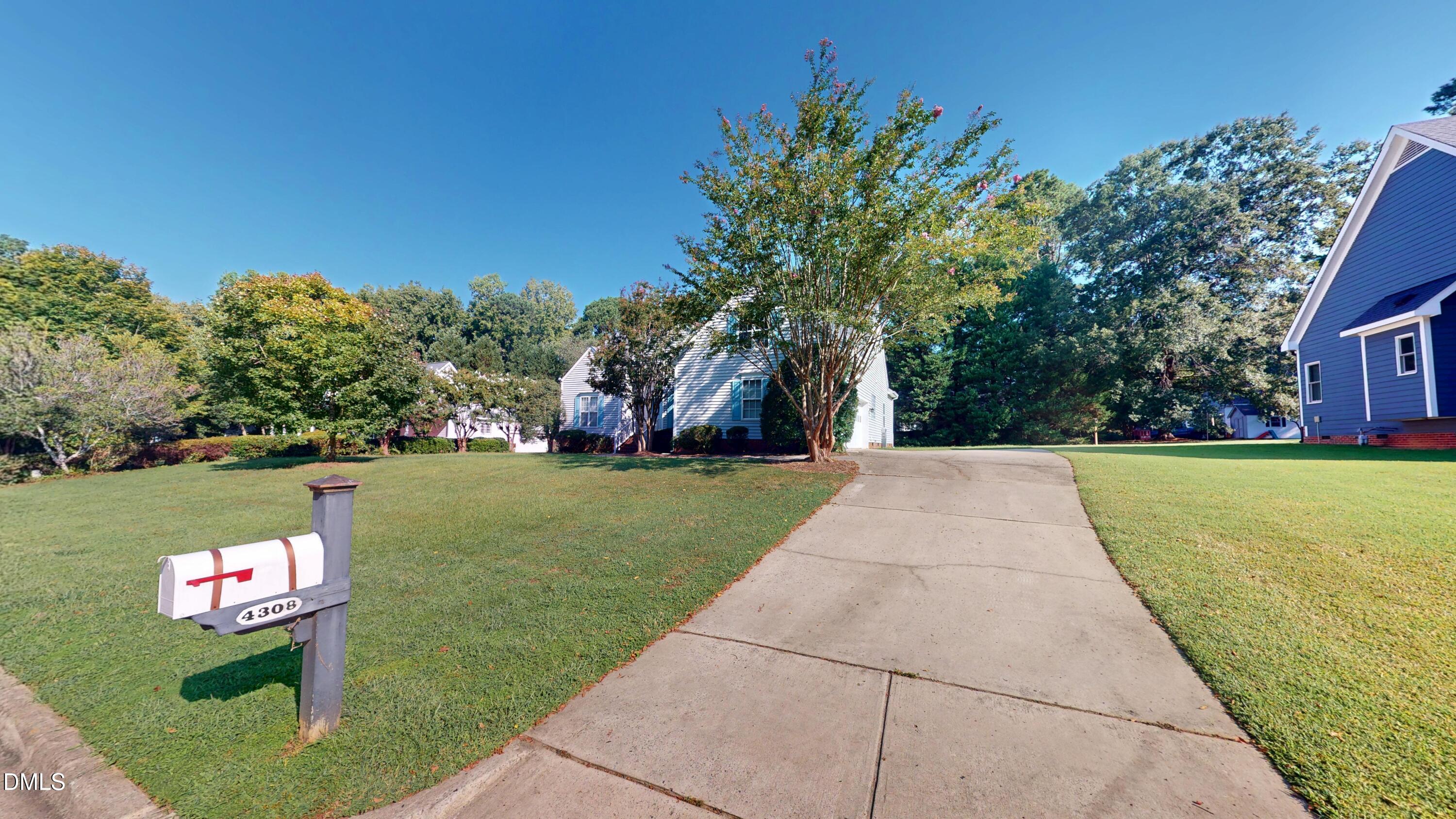 4308 Hawksong Place Property Photo 5