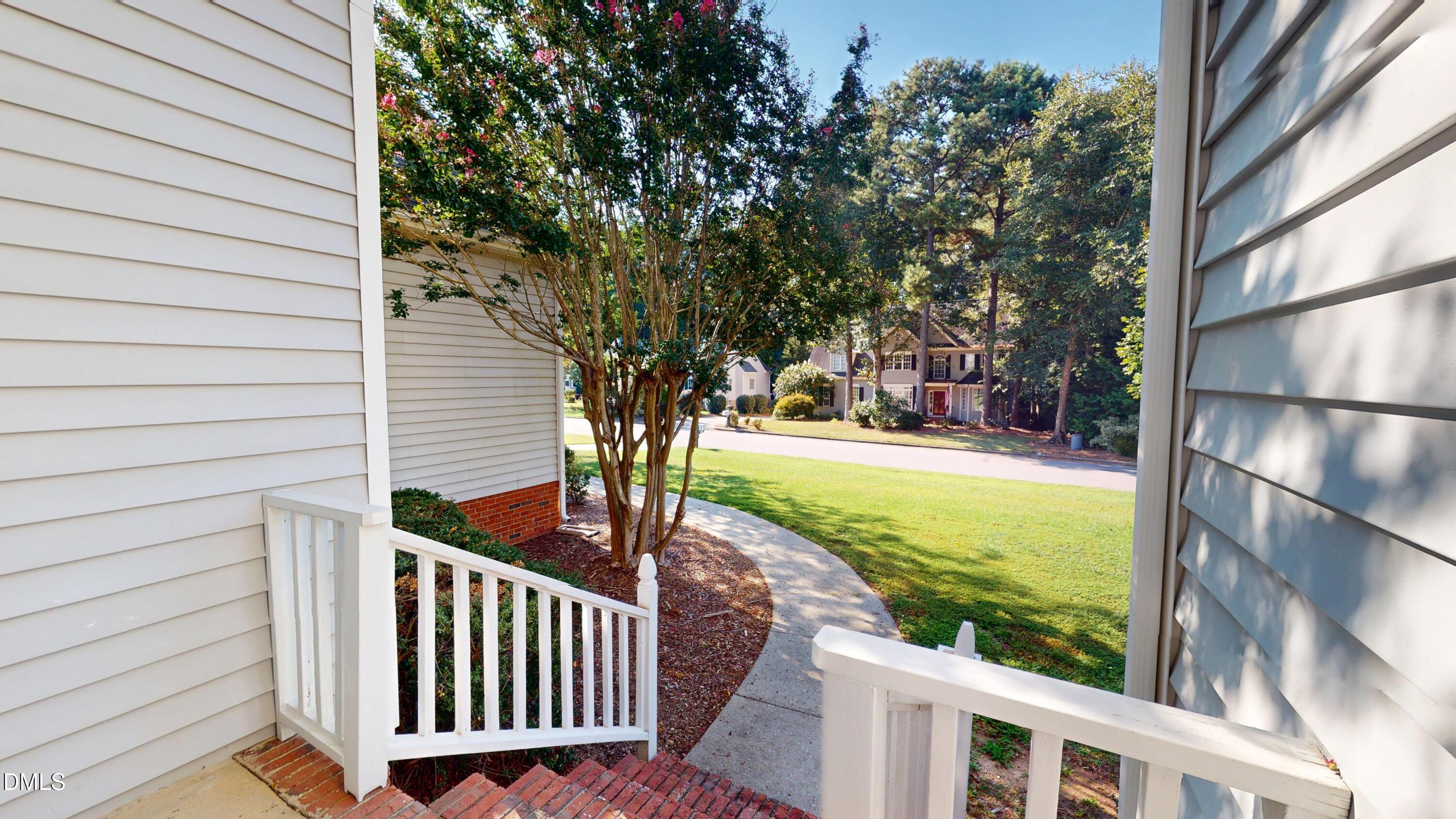 4308 Hawksong Place Property Photo 9