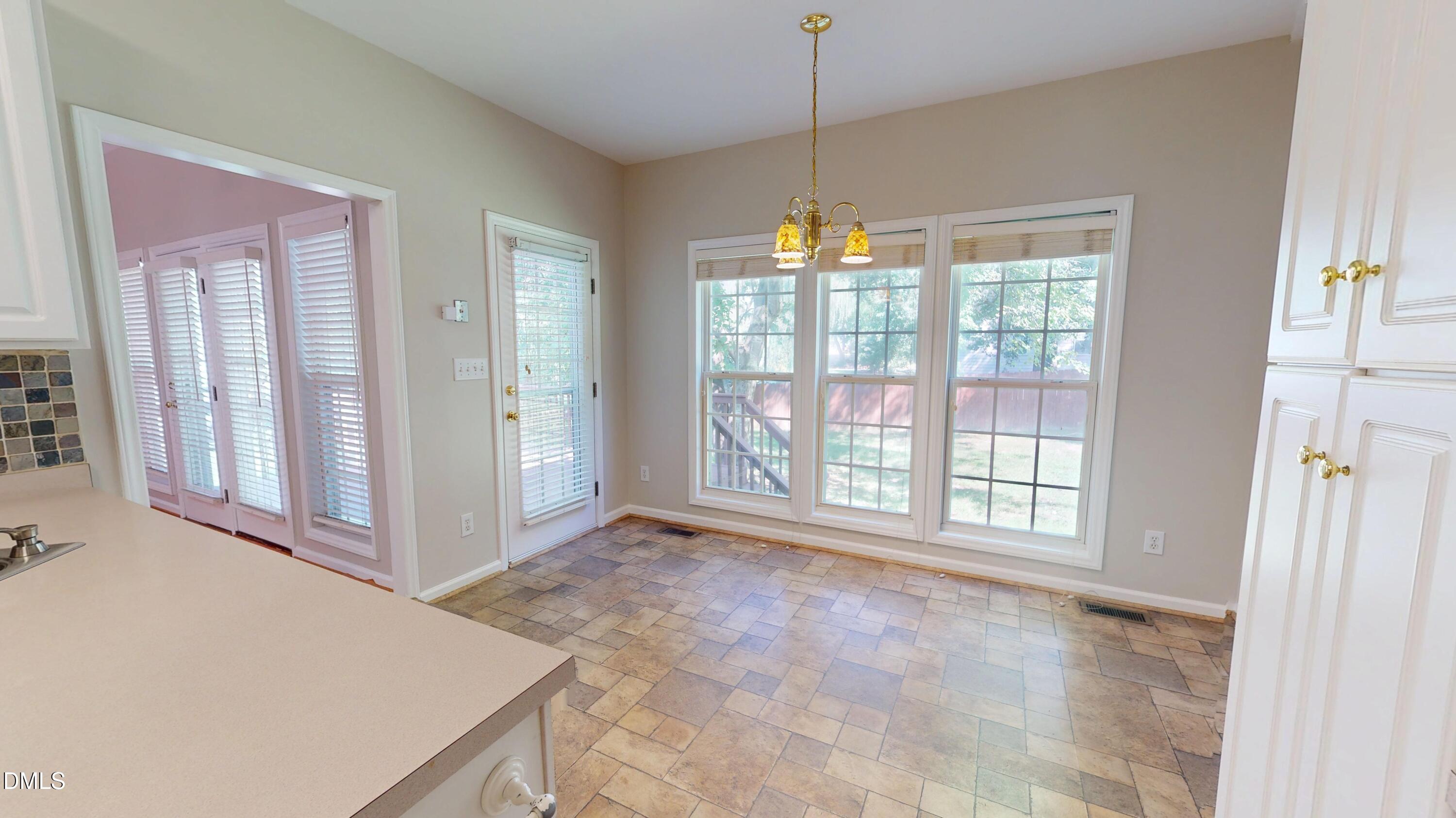 4308 Hawksong Place Property Photo 28