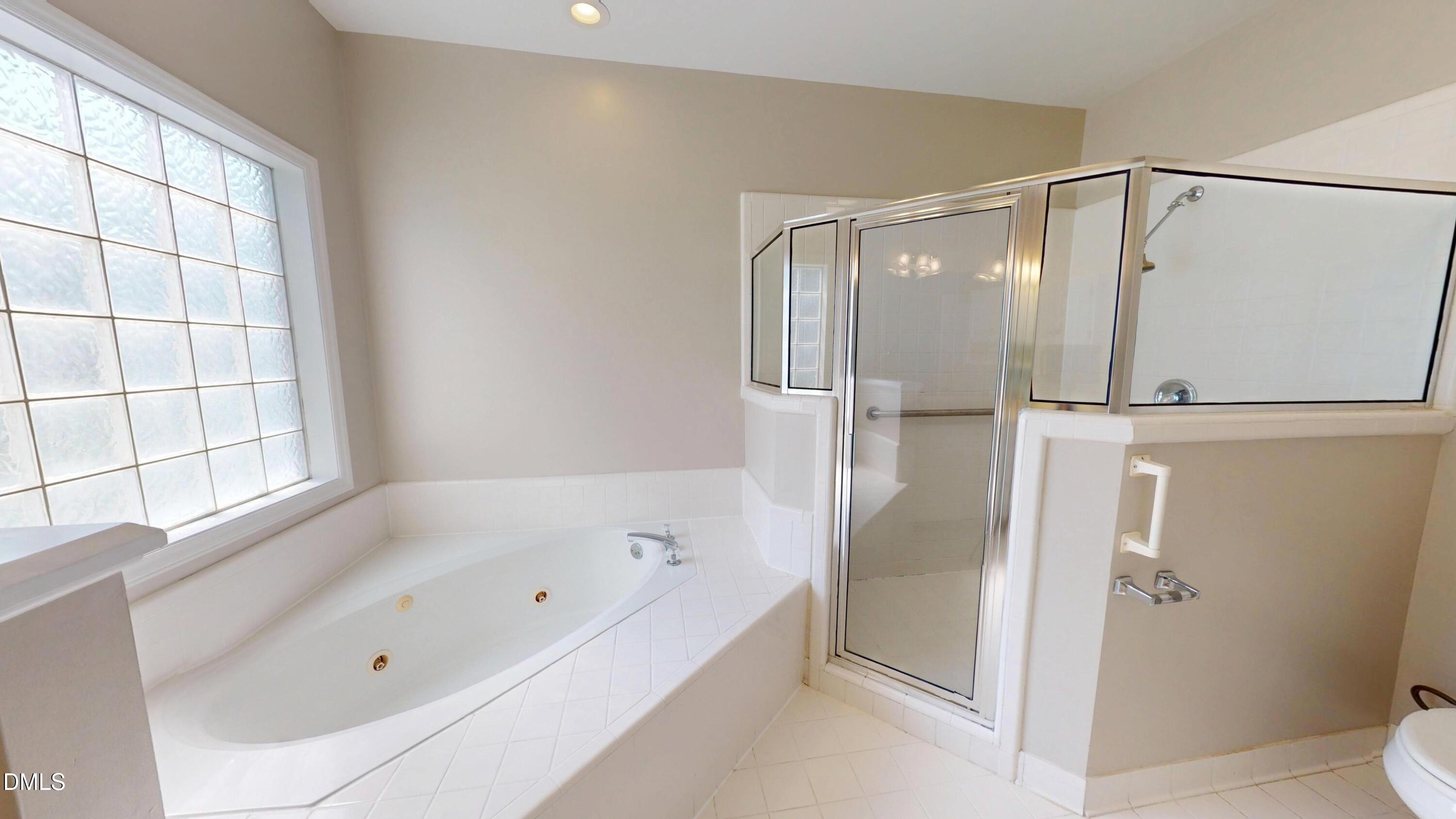 4308 Hawksong Place Property Photo 39