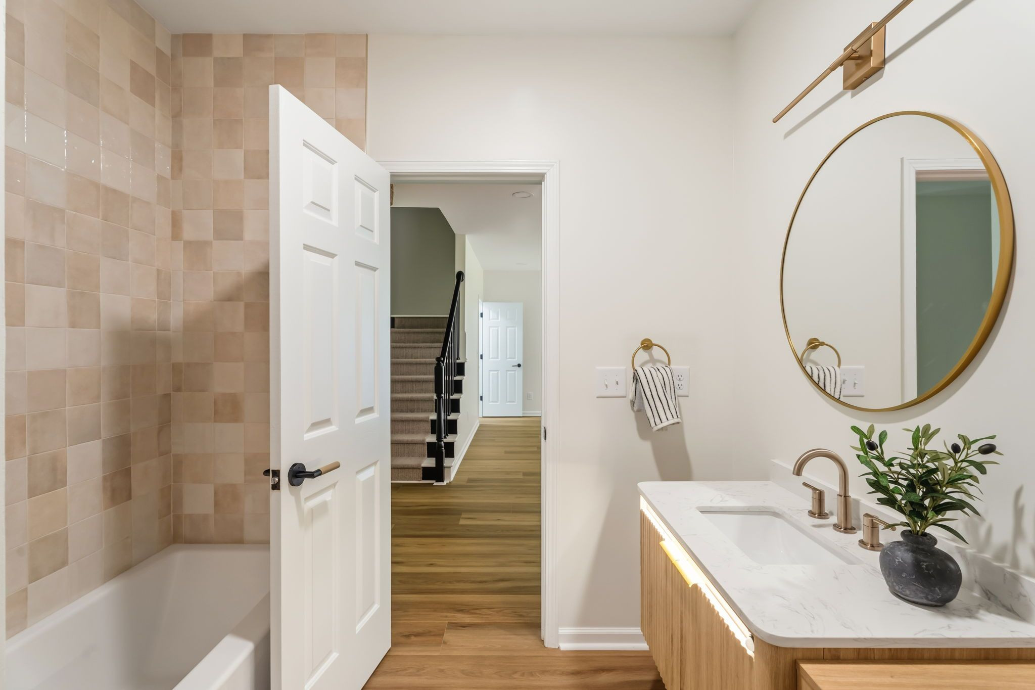 5 Silverbell Court Property Photo 32