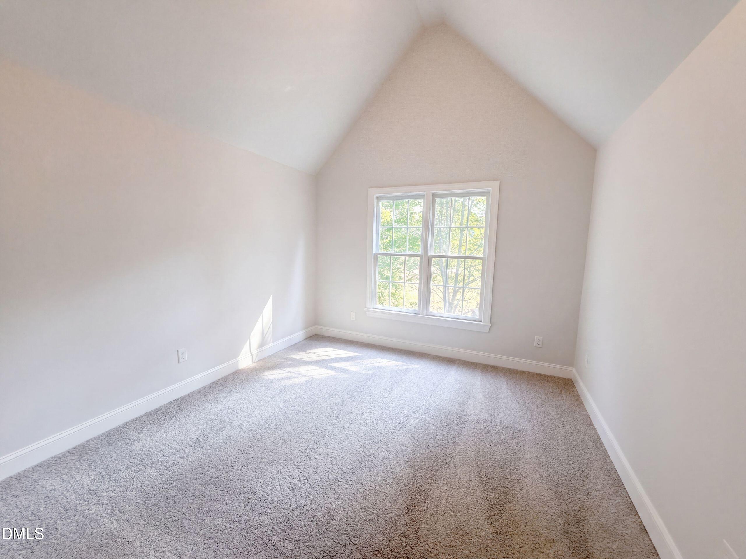 2916 Woodslope Drive Property Photo 6