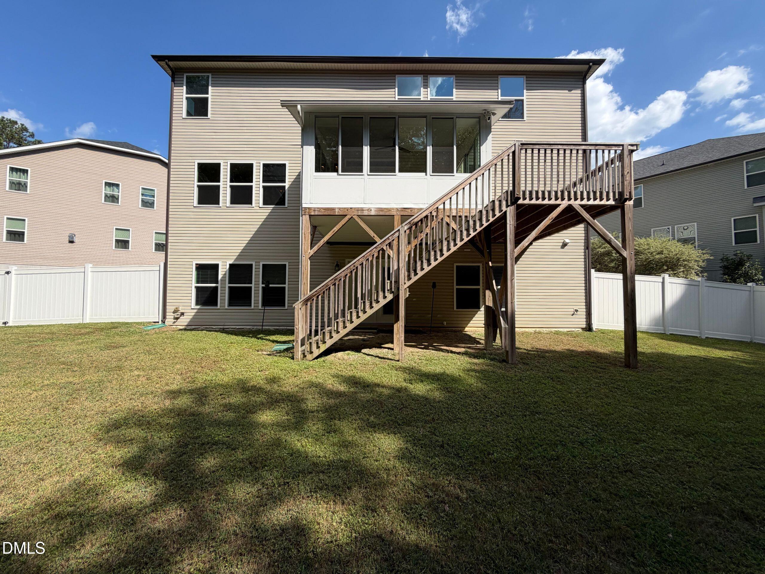 4732 Lonnie Drive Property Photo 5