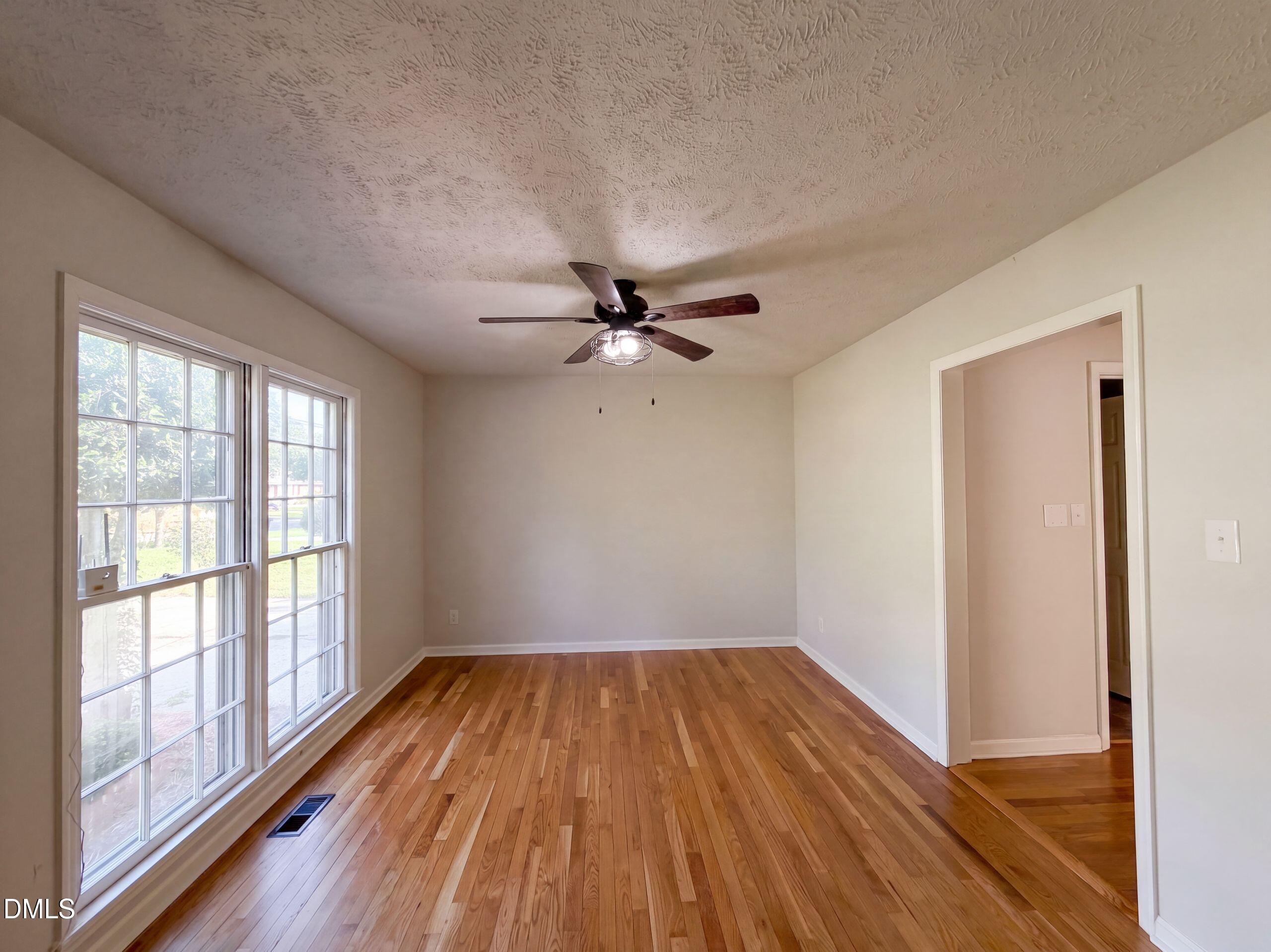 2337 Rolling Hill Road Property Photo 10