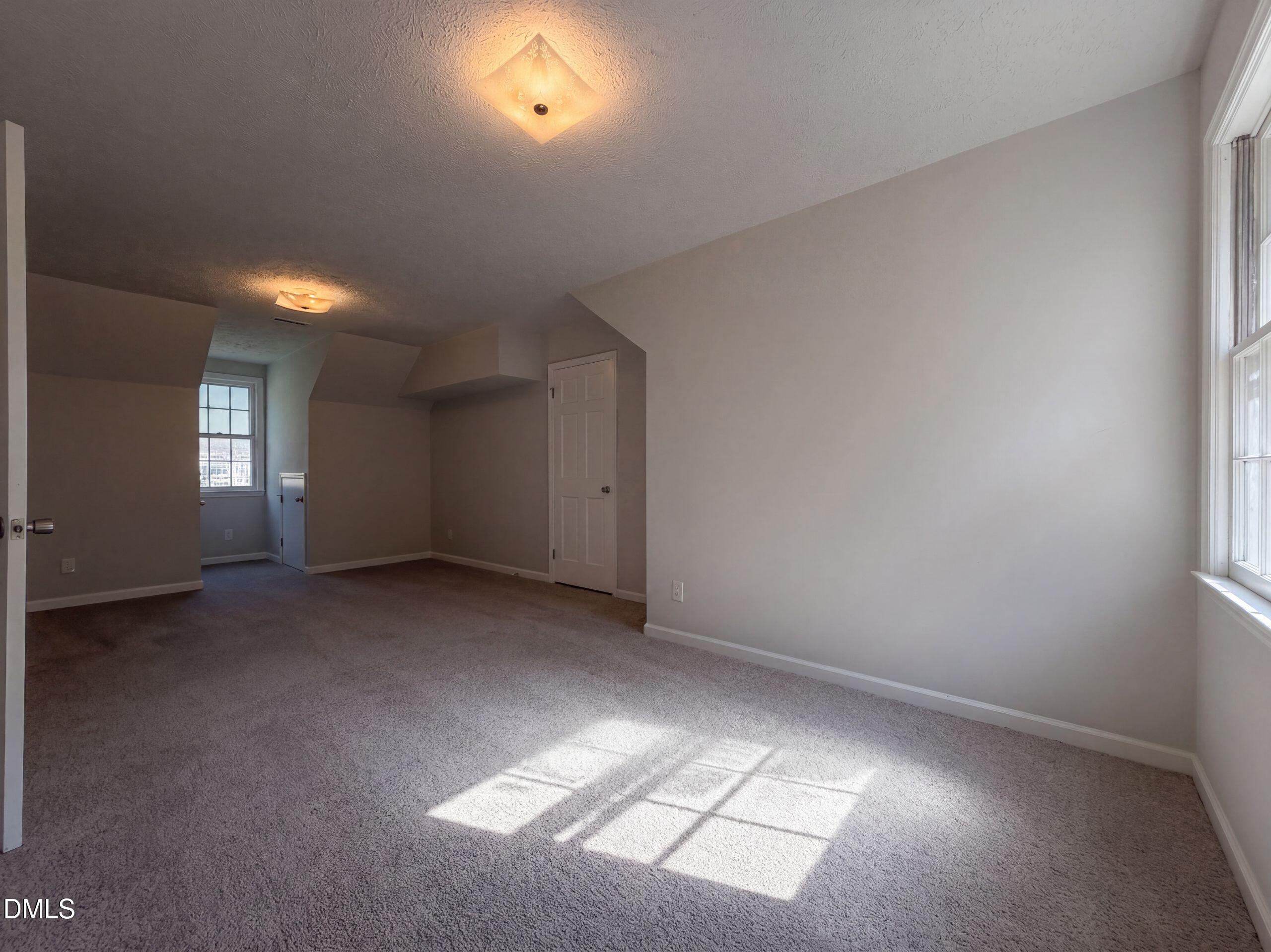 2337 Rolling Hill Road Property Photo 17