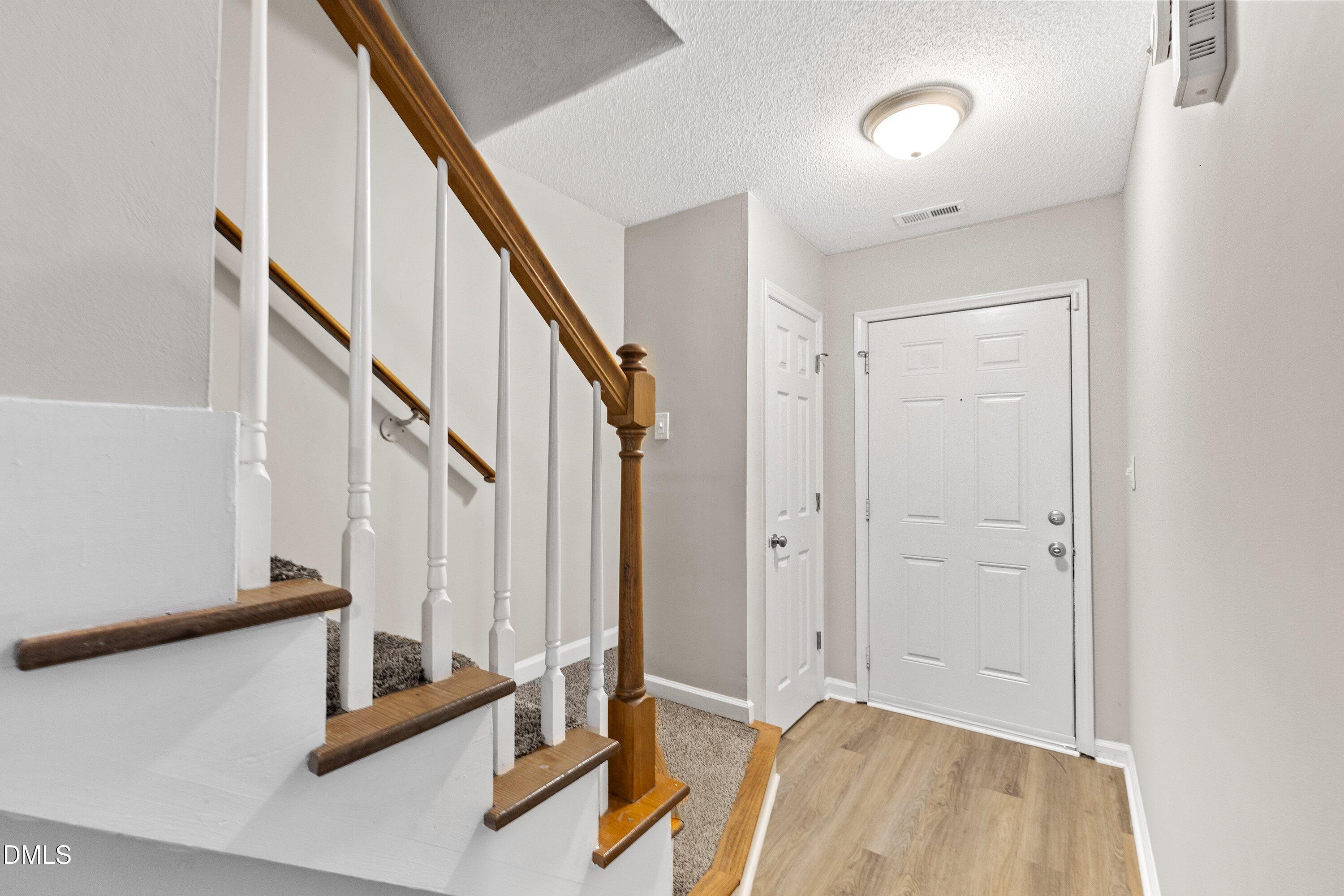 615 S Moore Street Property Photo 10