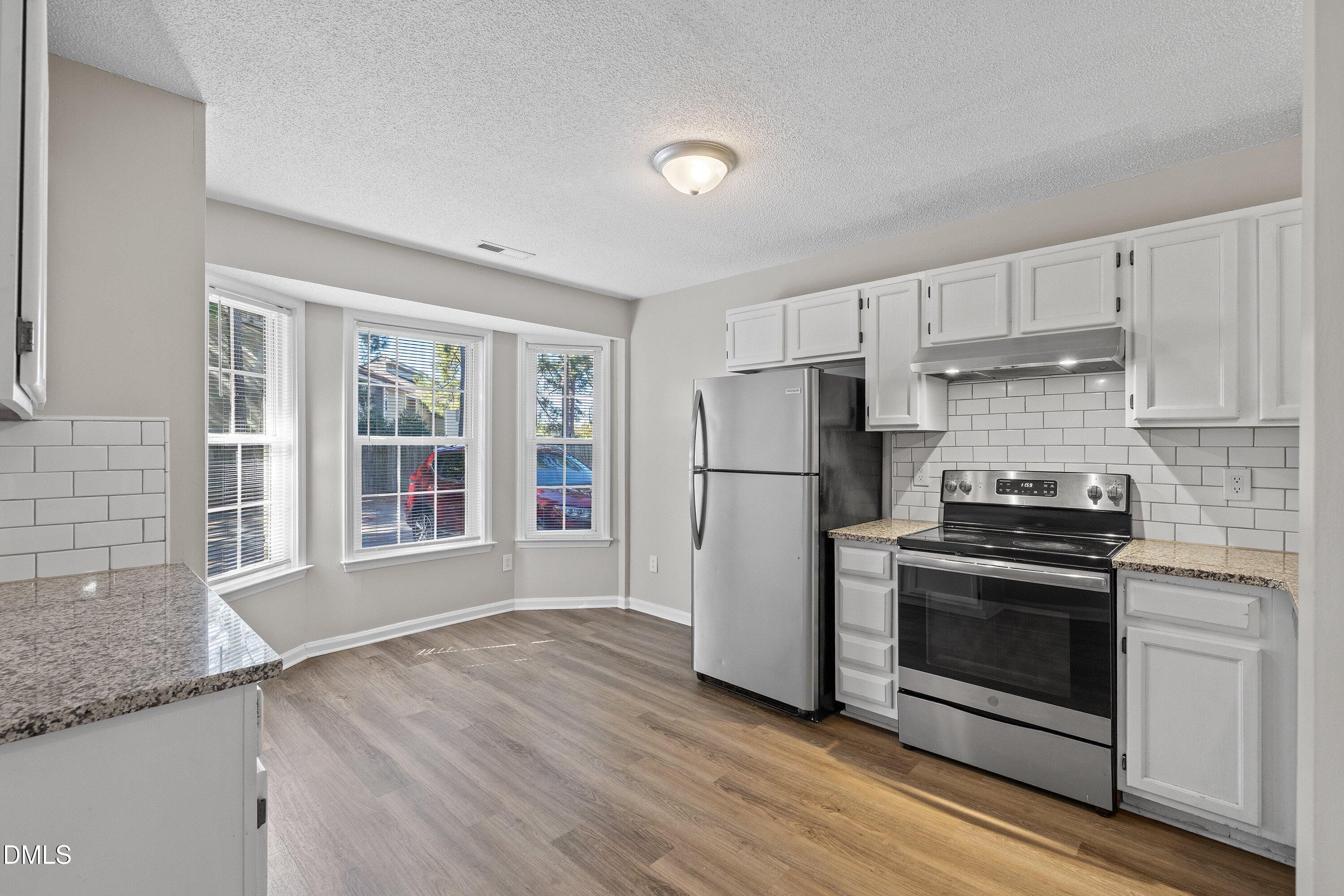 615 S Moore Street Property Photo 13