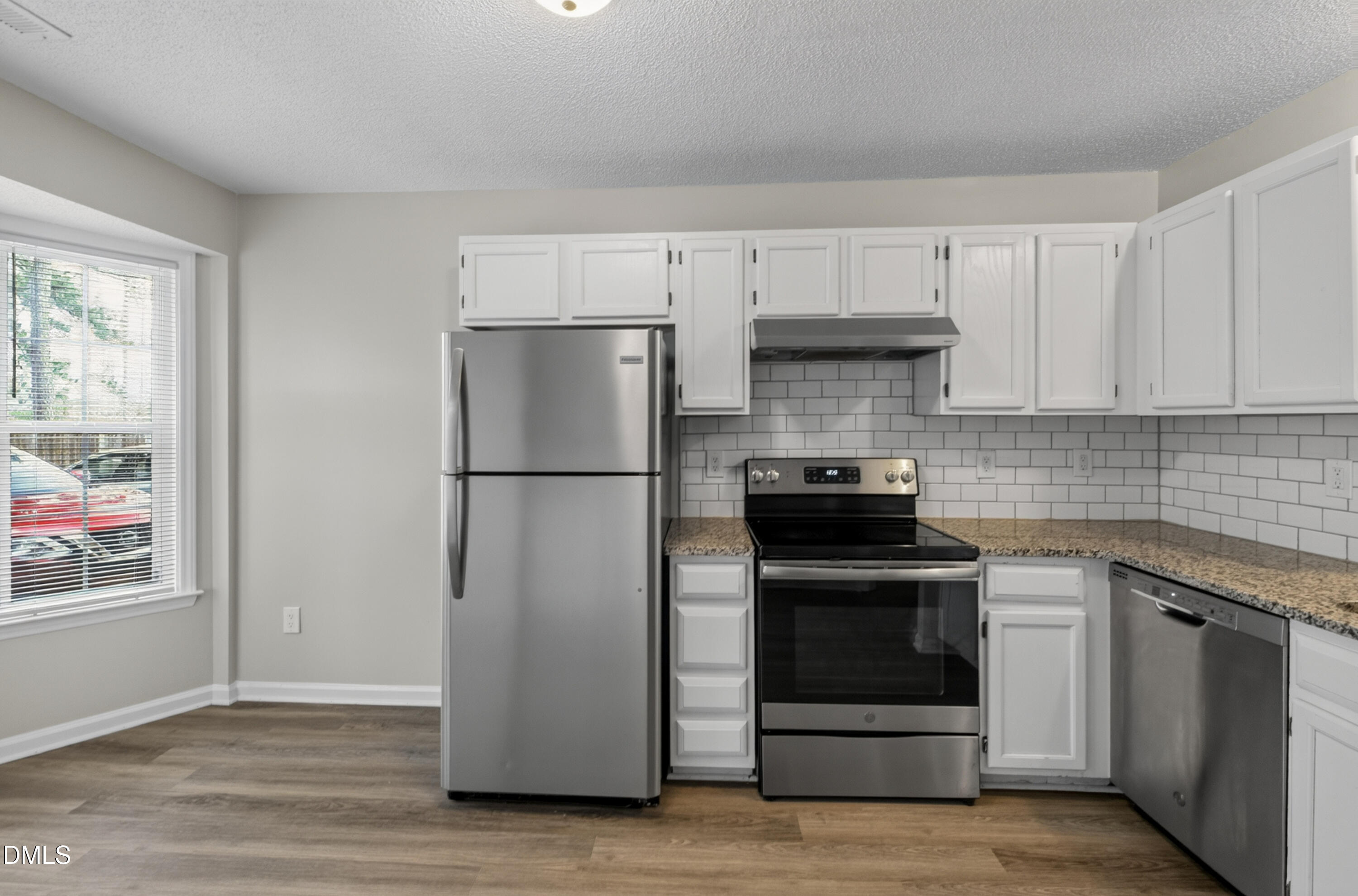 615 S Moore Street Property Photo 19