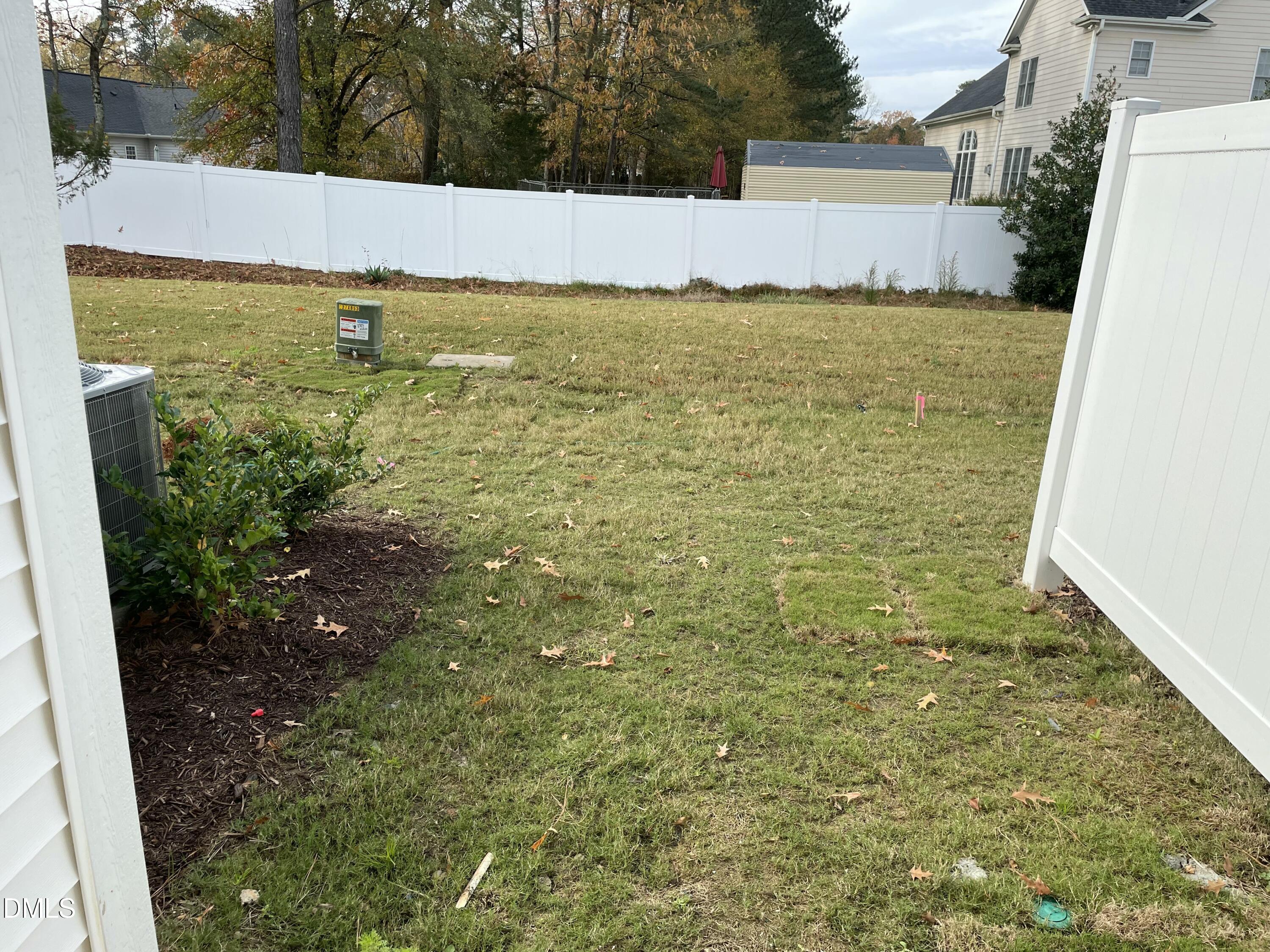 8741 Asher Gray Way Property Photo 7