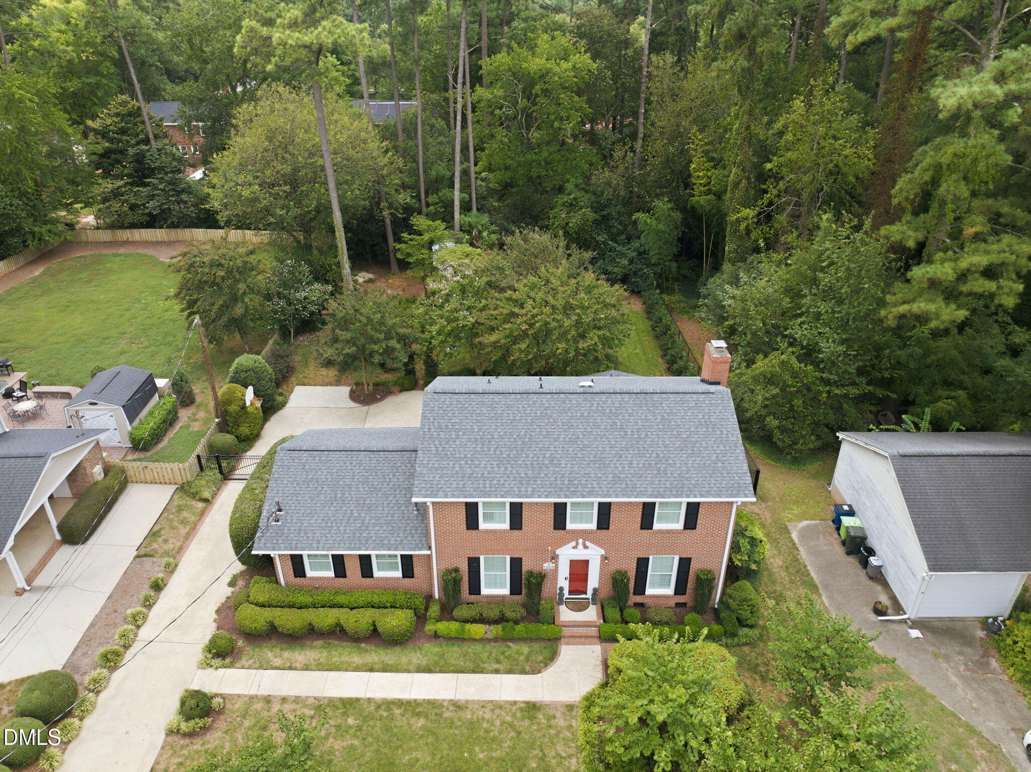 1014 Country Ridge Drive Property Photo 6