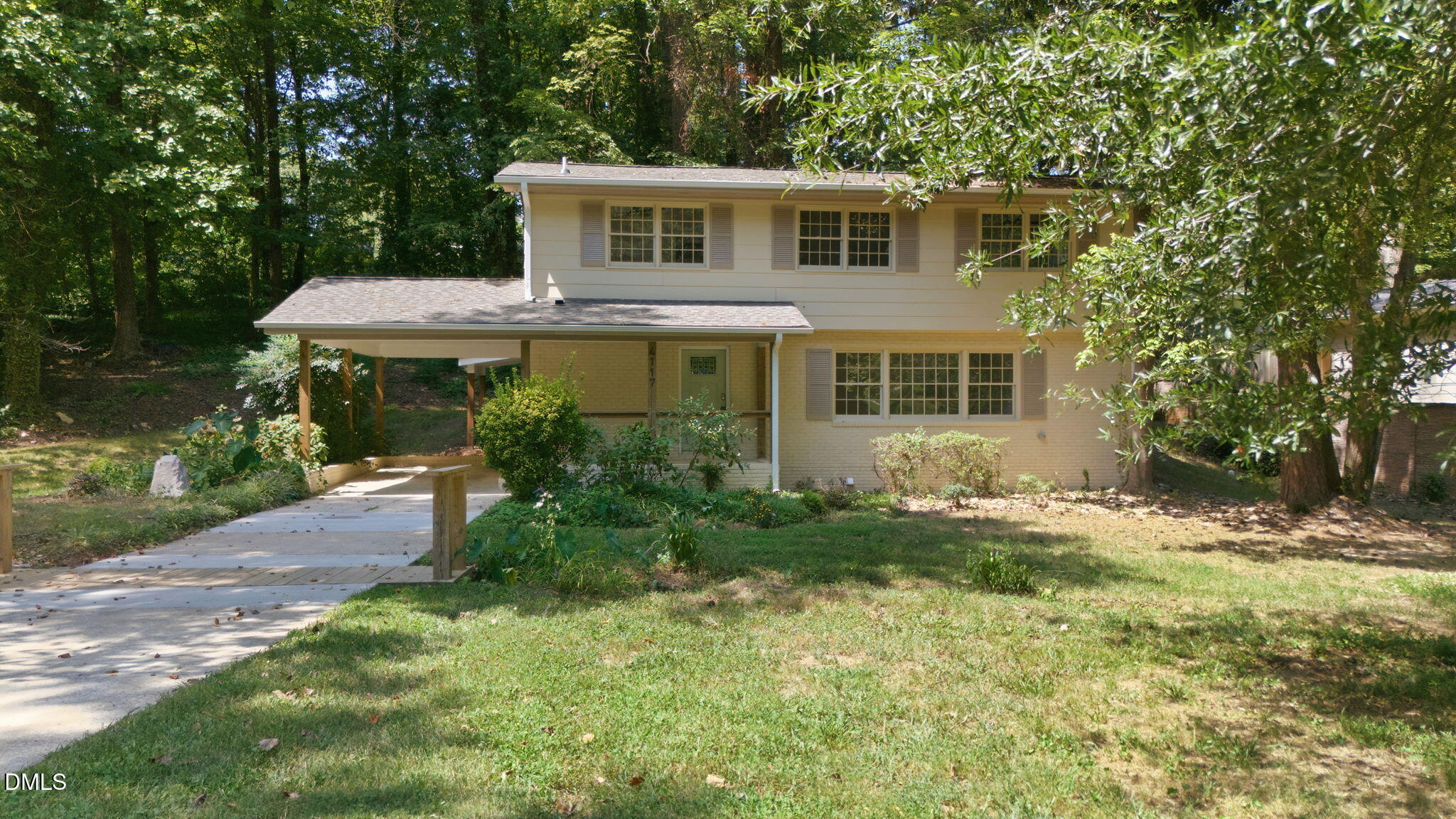 4117 White Pine Drive Property Photo 1