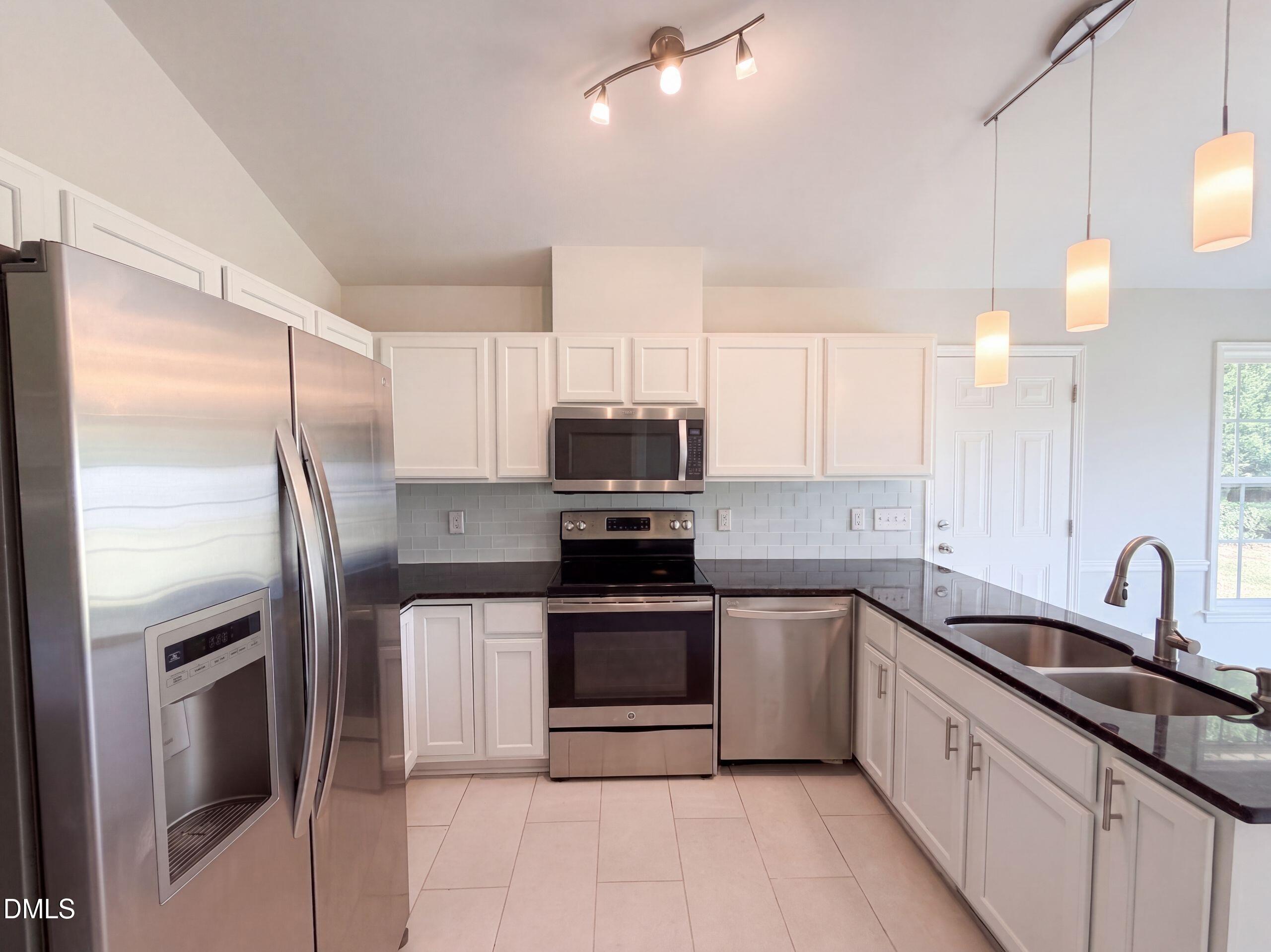 145 Gray Bass Court Property Photo 2