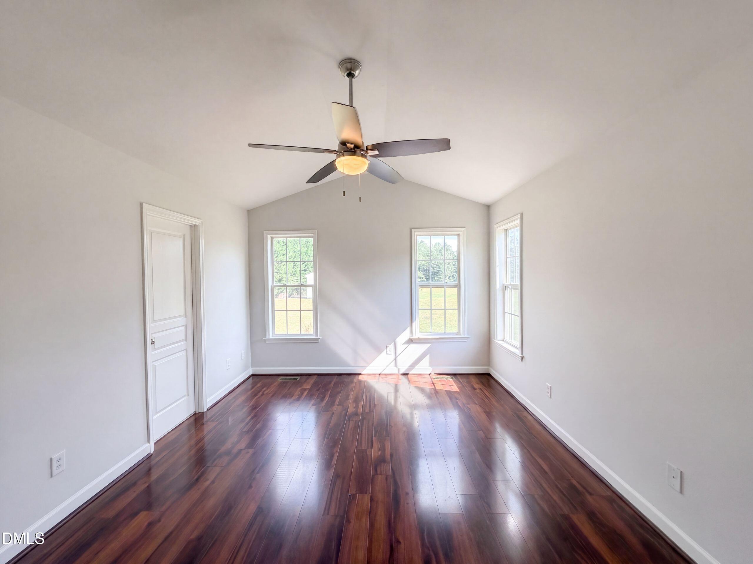 145 Gray Bass Court Property Photo 7