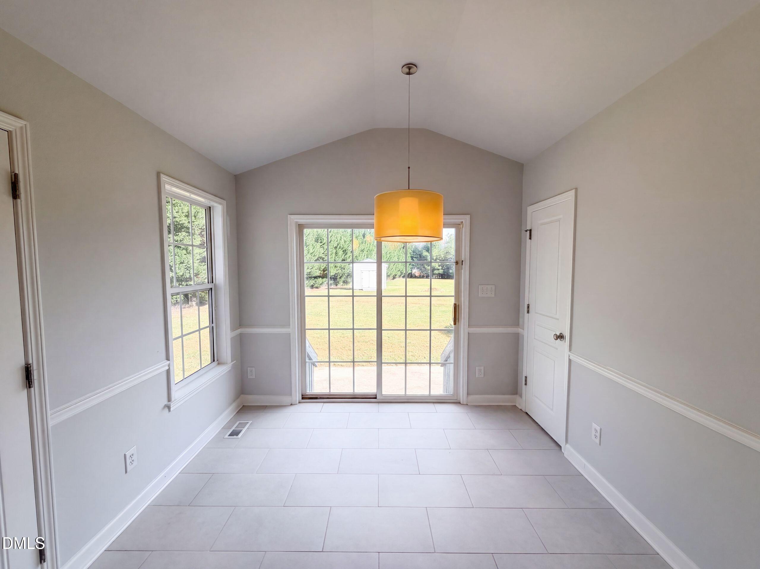 145 Gray Bass Court Property Photo 10