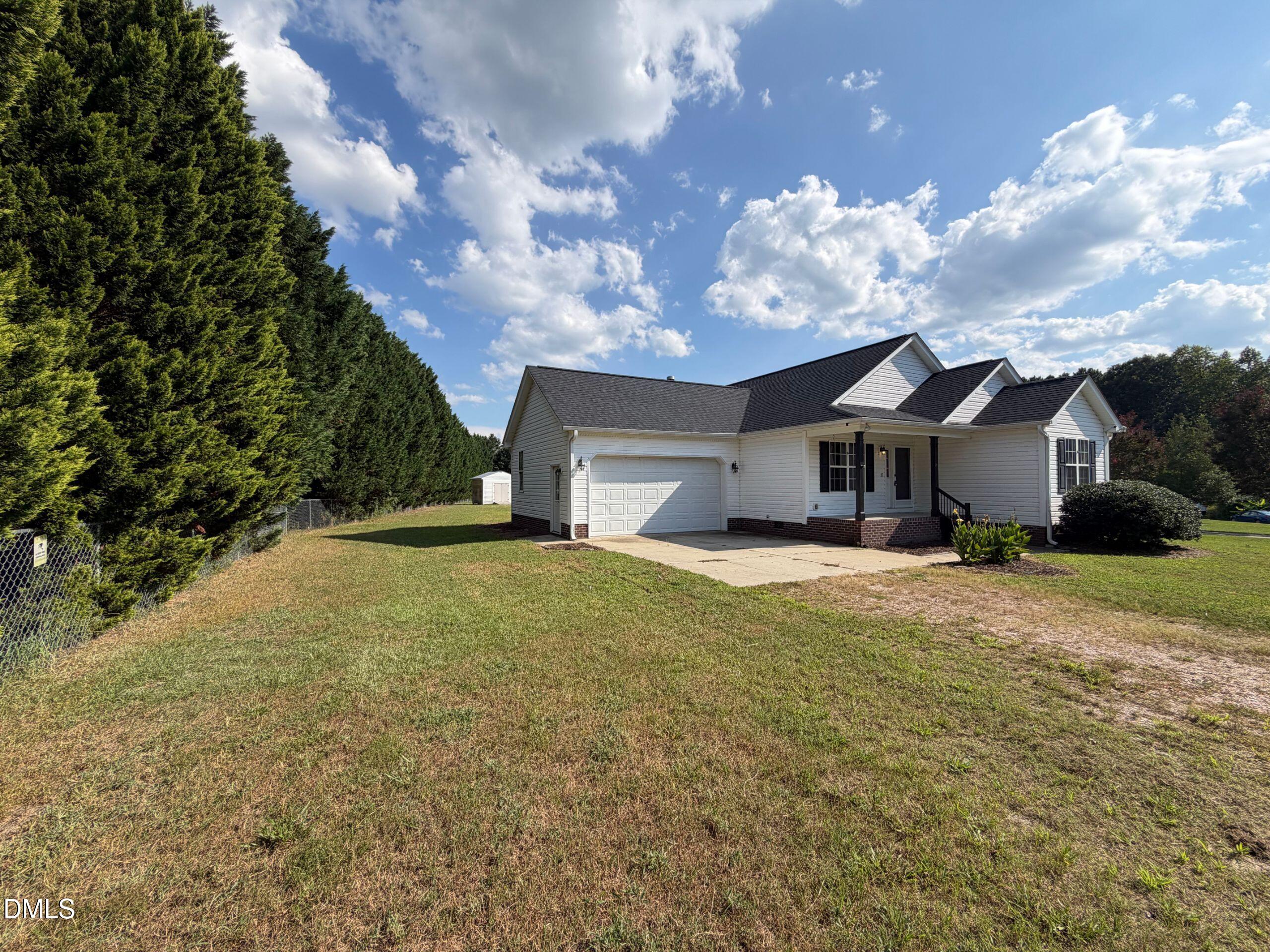 145 Gray Bass Court Property Photo 16
