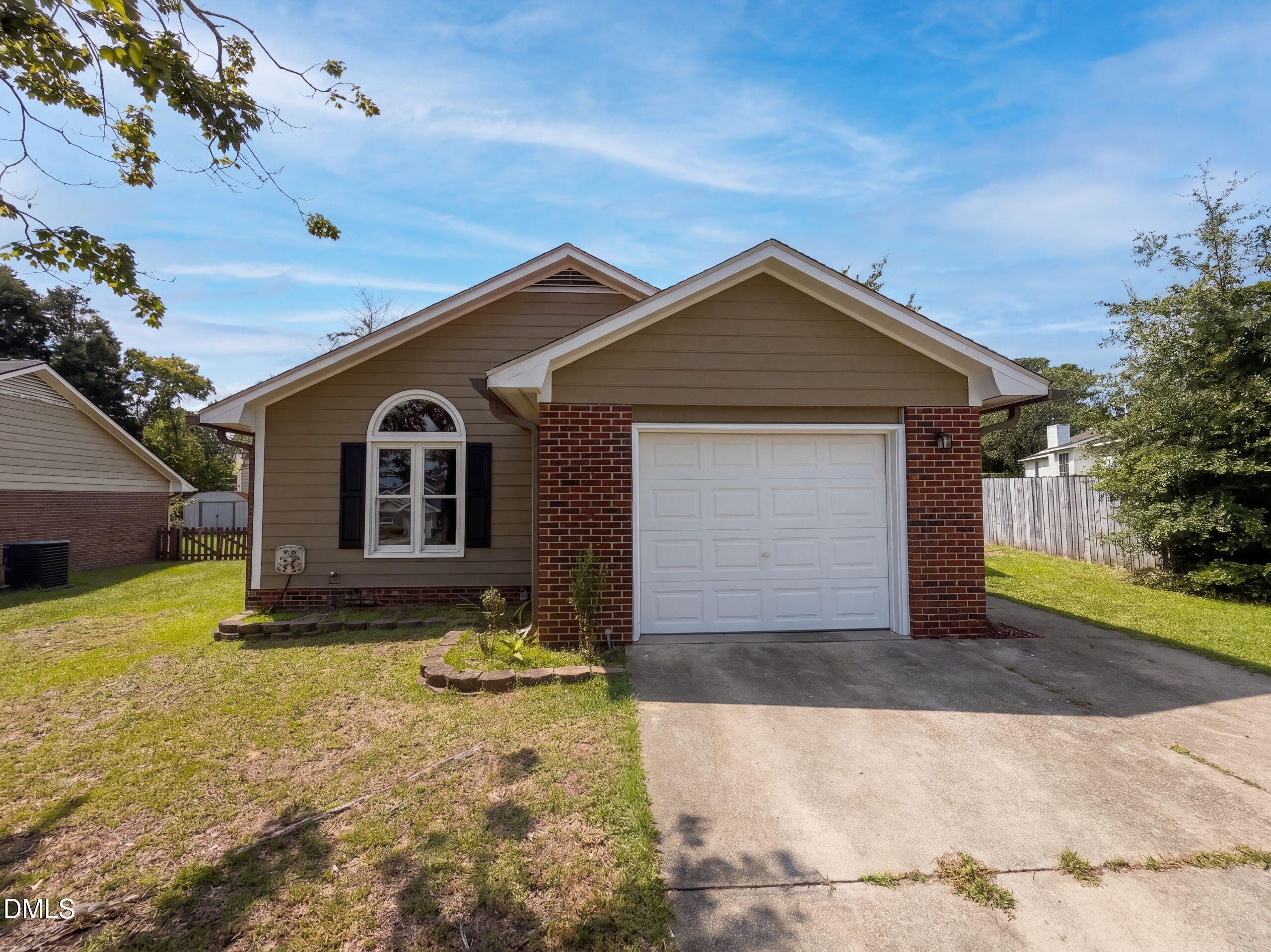 1710 Winnabow Drive Property Photo 1
