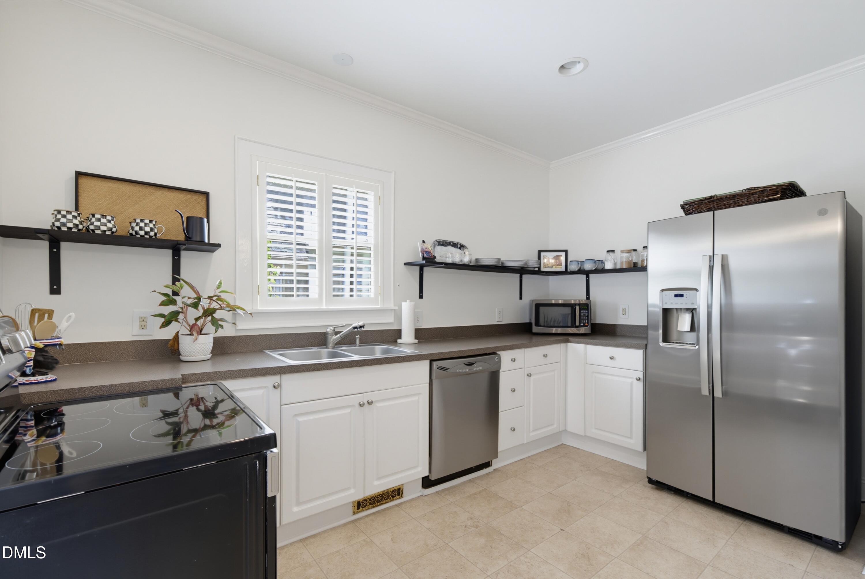 808 Brooklyn Street Property Photo 4
