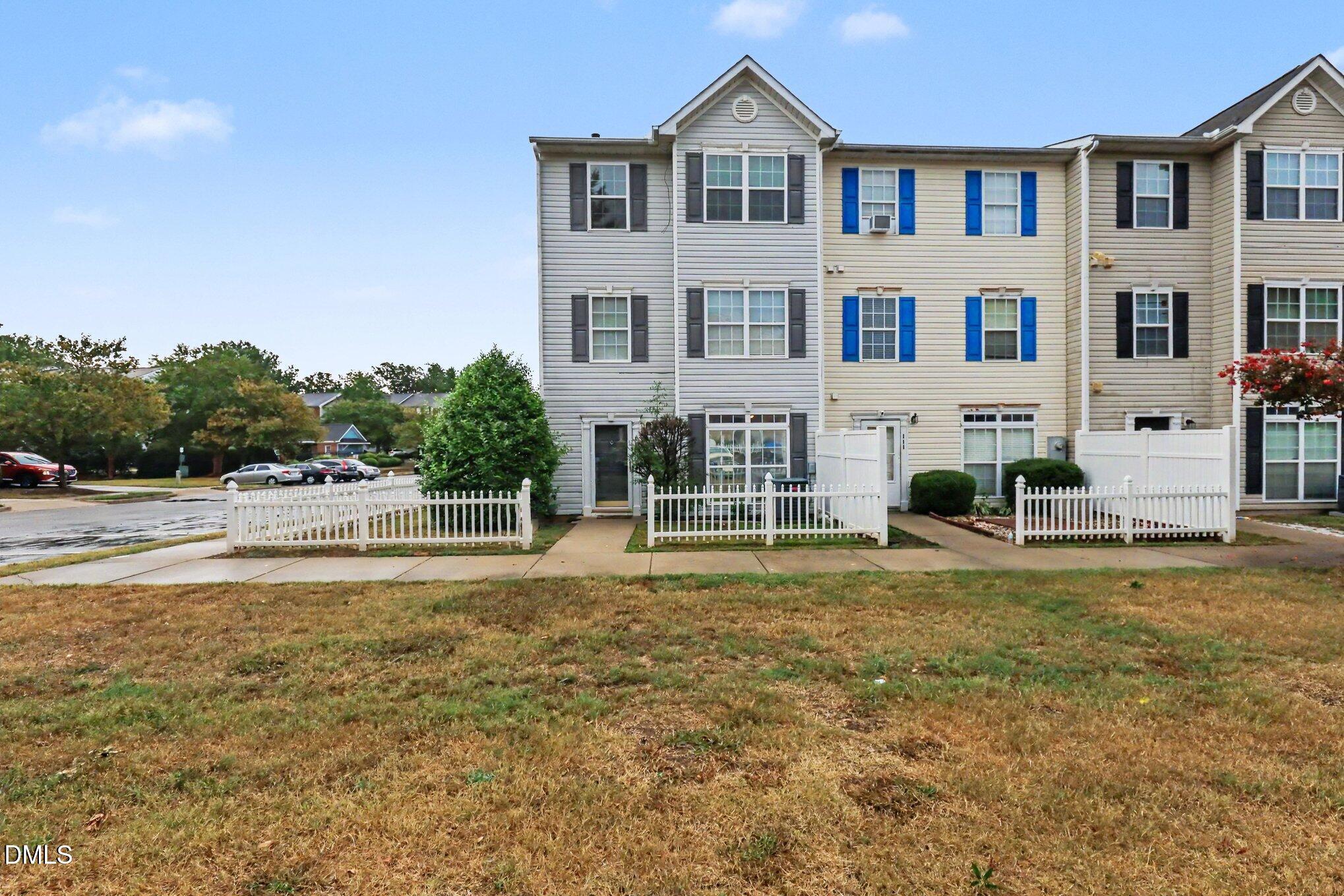 8600 Neuse Landing Lane Property Photo 1