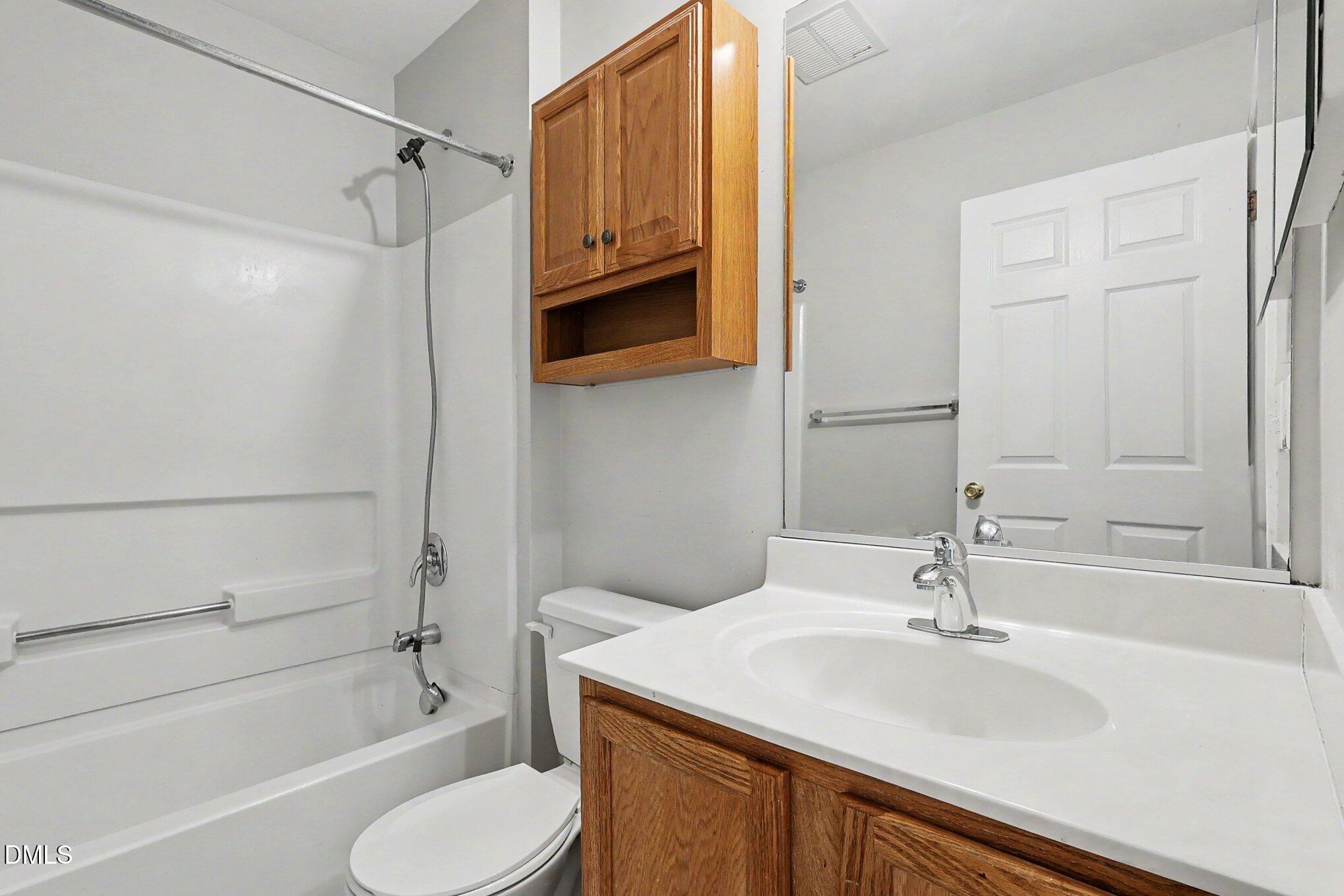 8600 Neuse Landing Lane 112 Property Photo 24