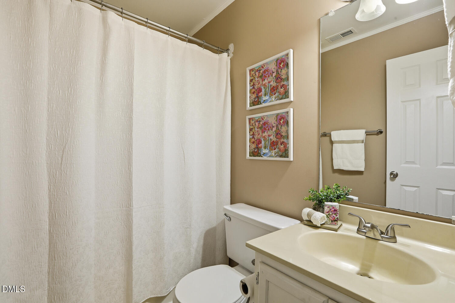 104 Applecross Drive Property Photo 15