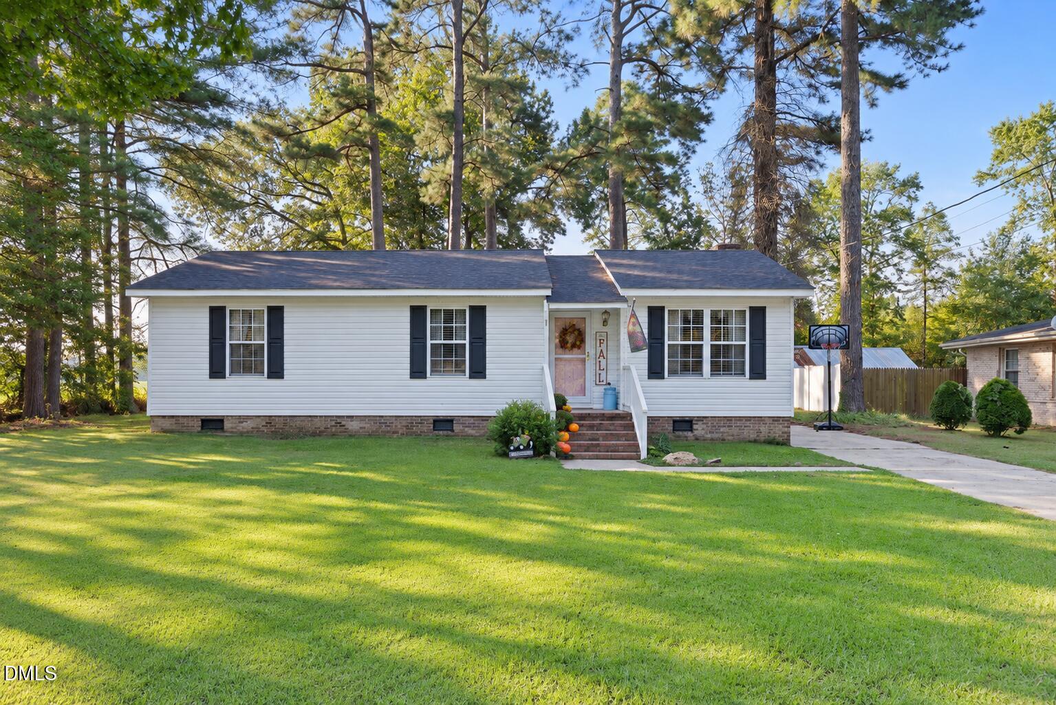 3838 Longleaf Drive Ne Property Photo 1