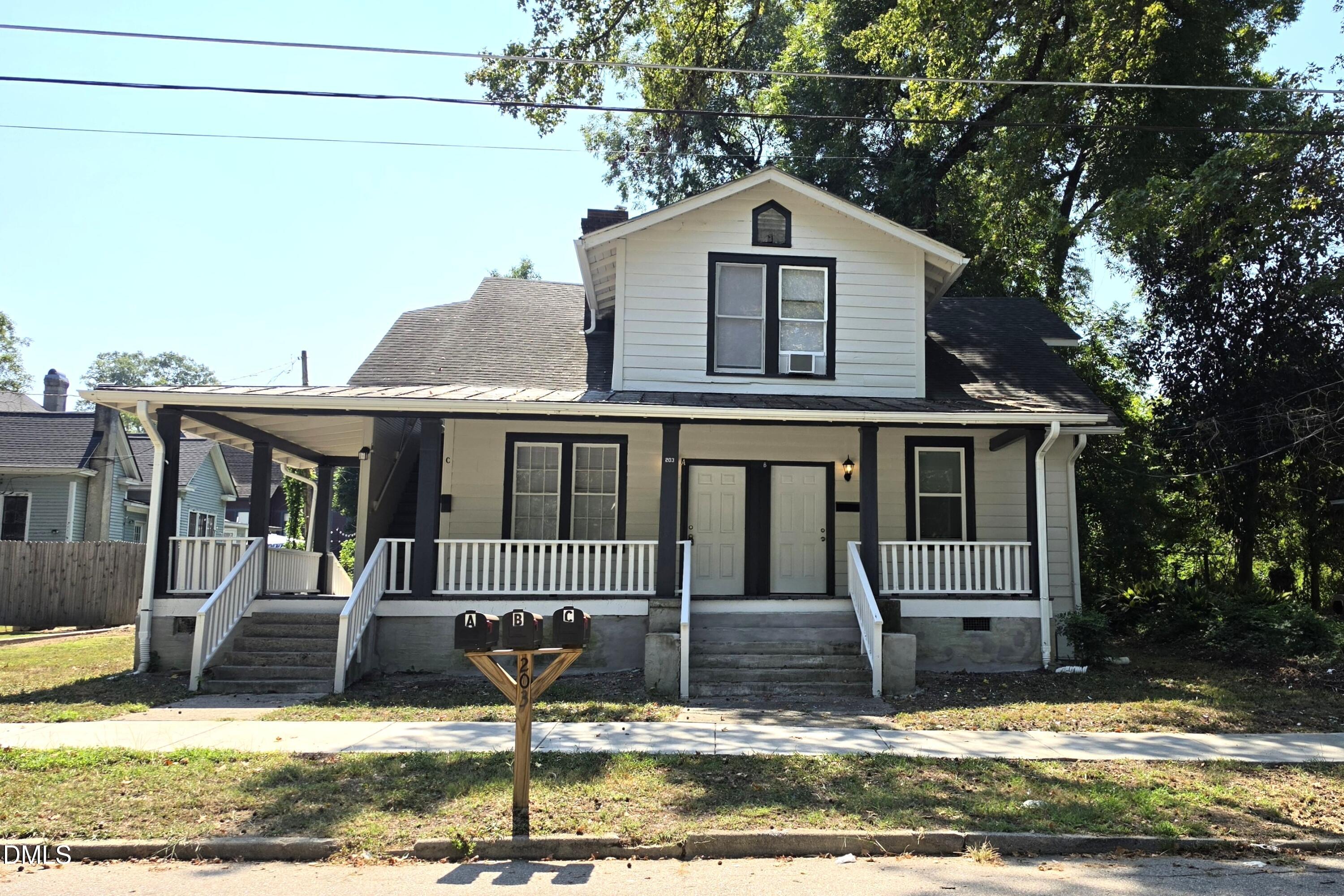 203 Bruton Street Ne Property Photo 1