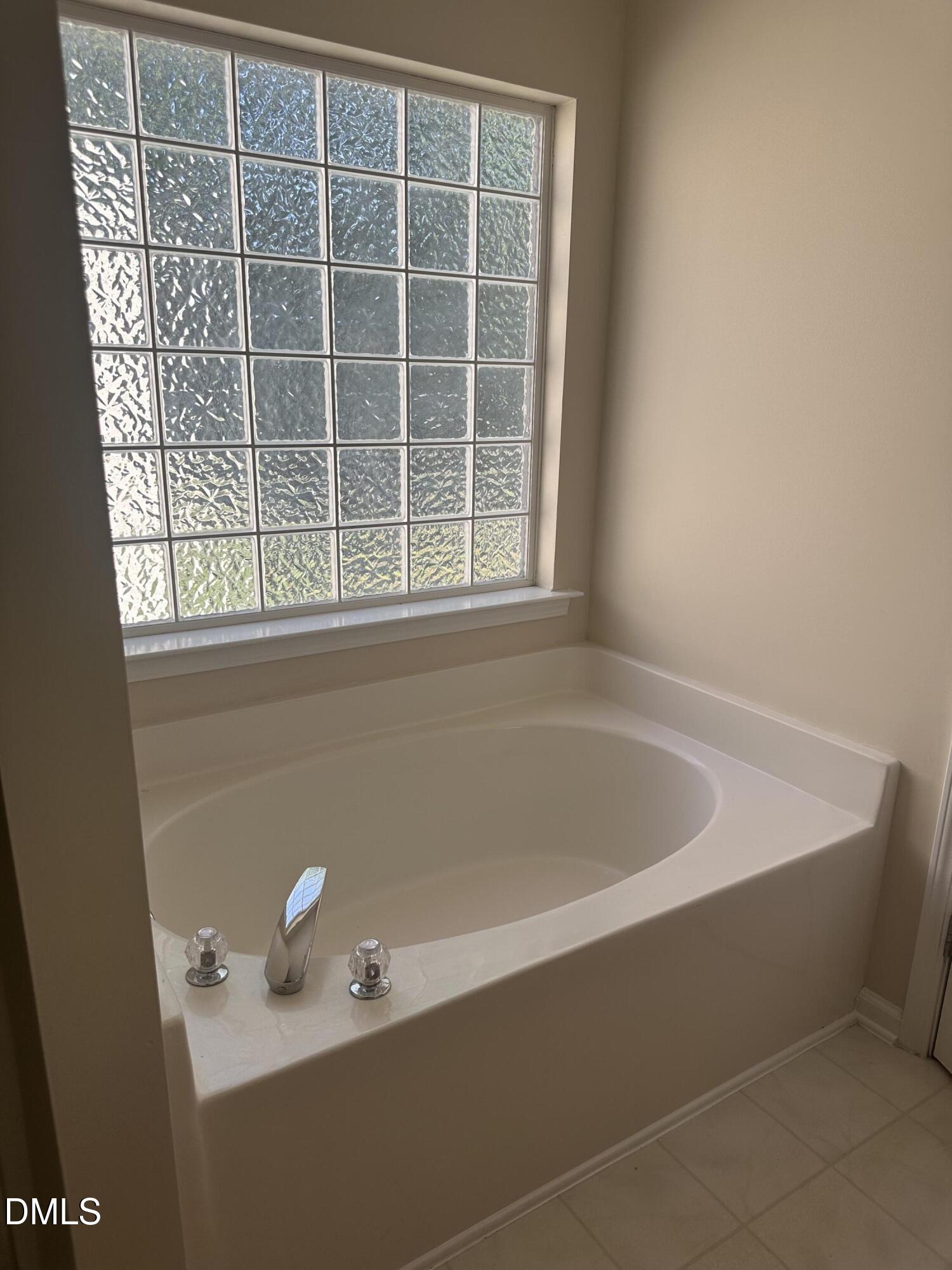 18 Grosbeak Lane Property Photo 11