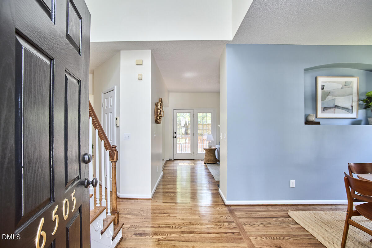 6505 Caverstone Lane Property Photo 4