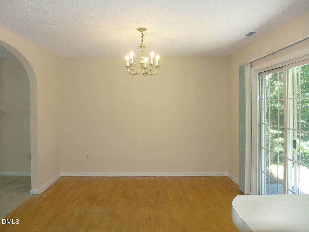 4803 Tapestry Terrace Property Photo 6