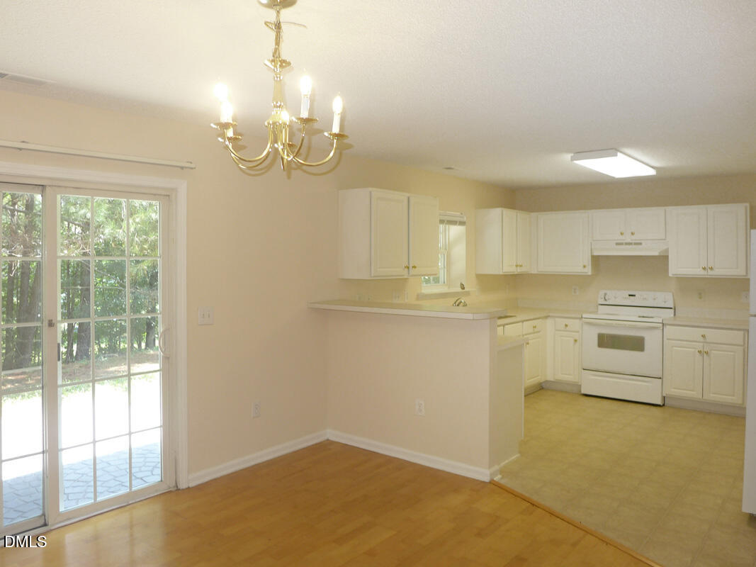 4803 Tapestry Terrace Property Photo 7