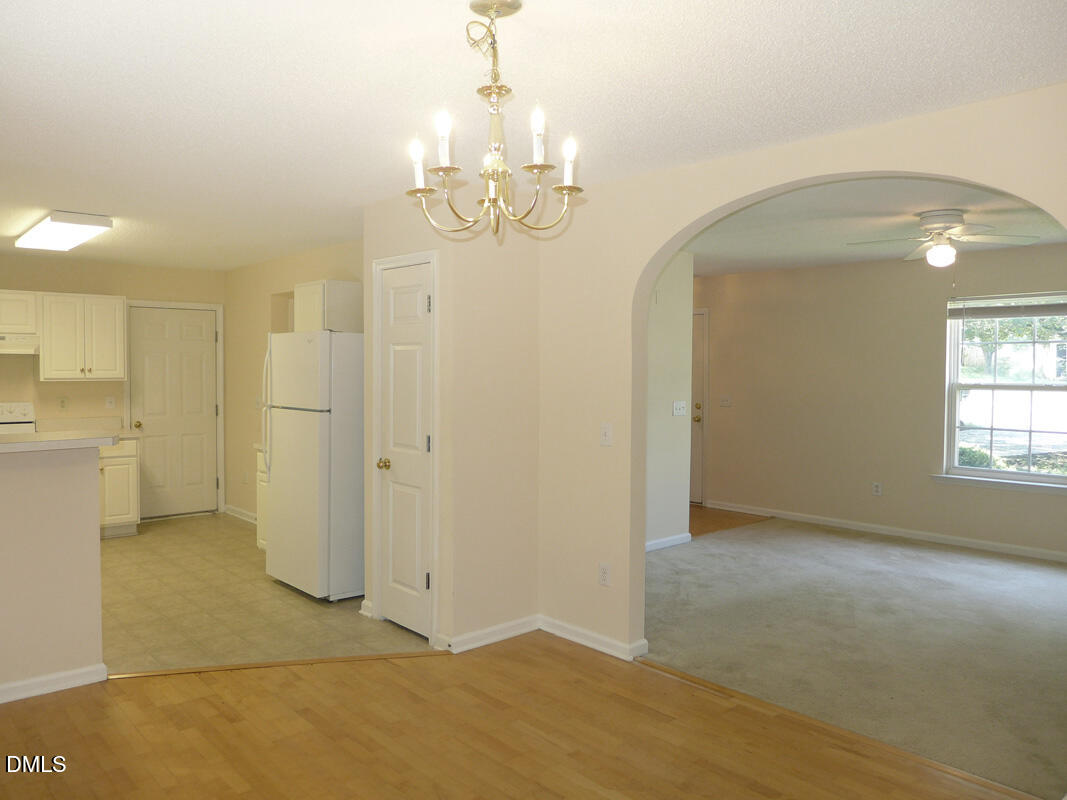 4803 Tapestry Terrace Property Photo 8