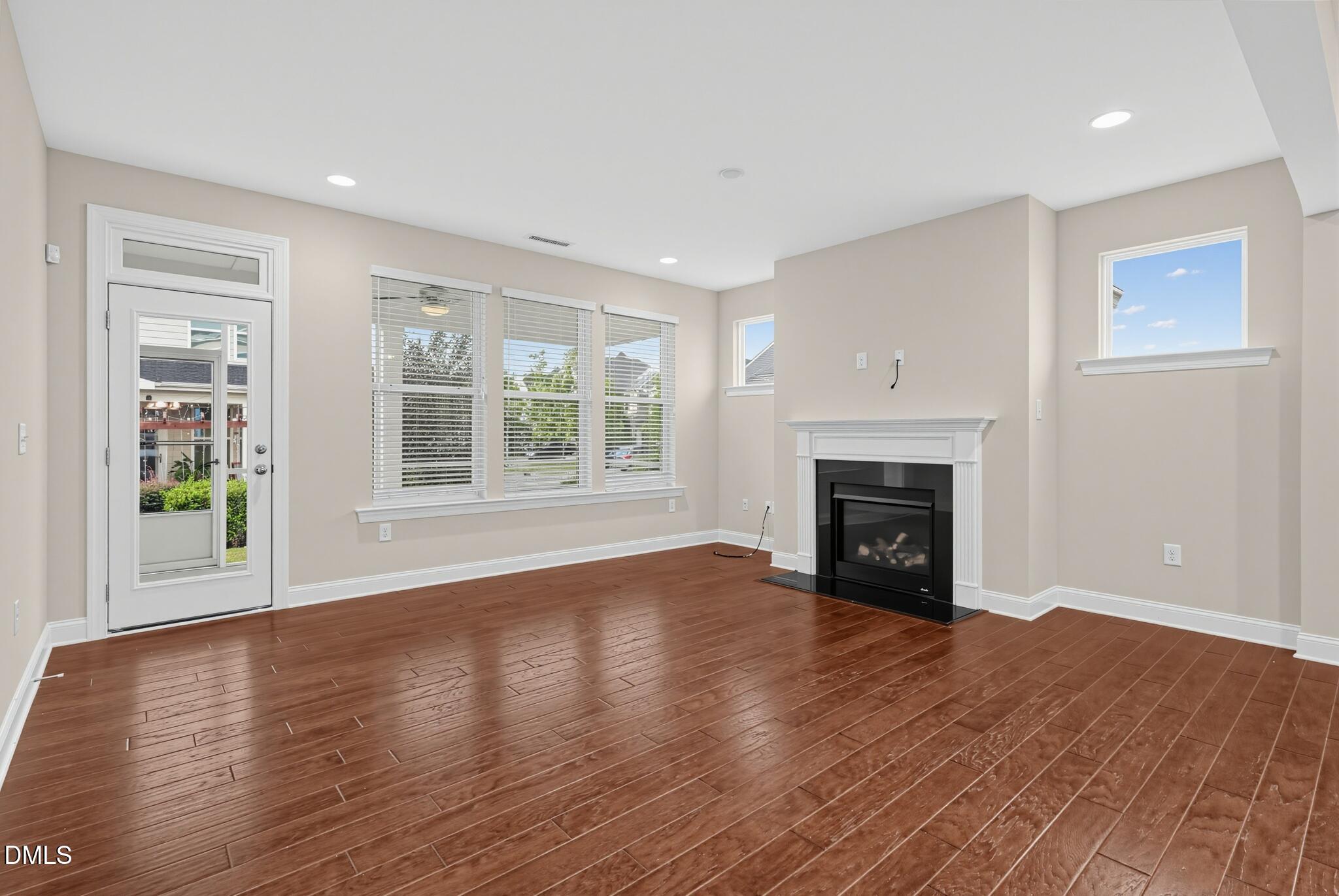 200 Begen Street Property Photo 6