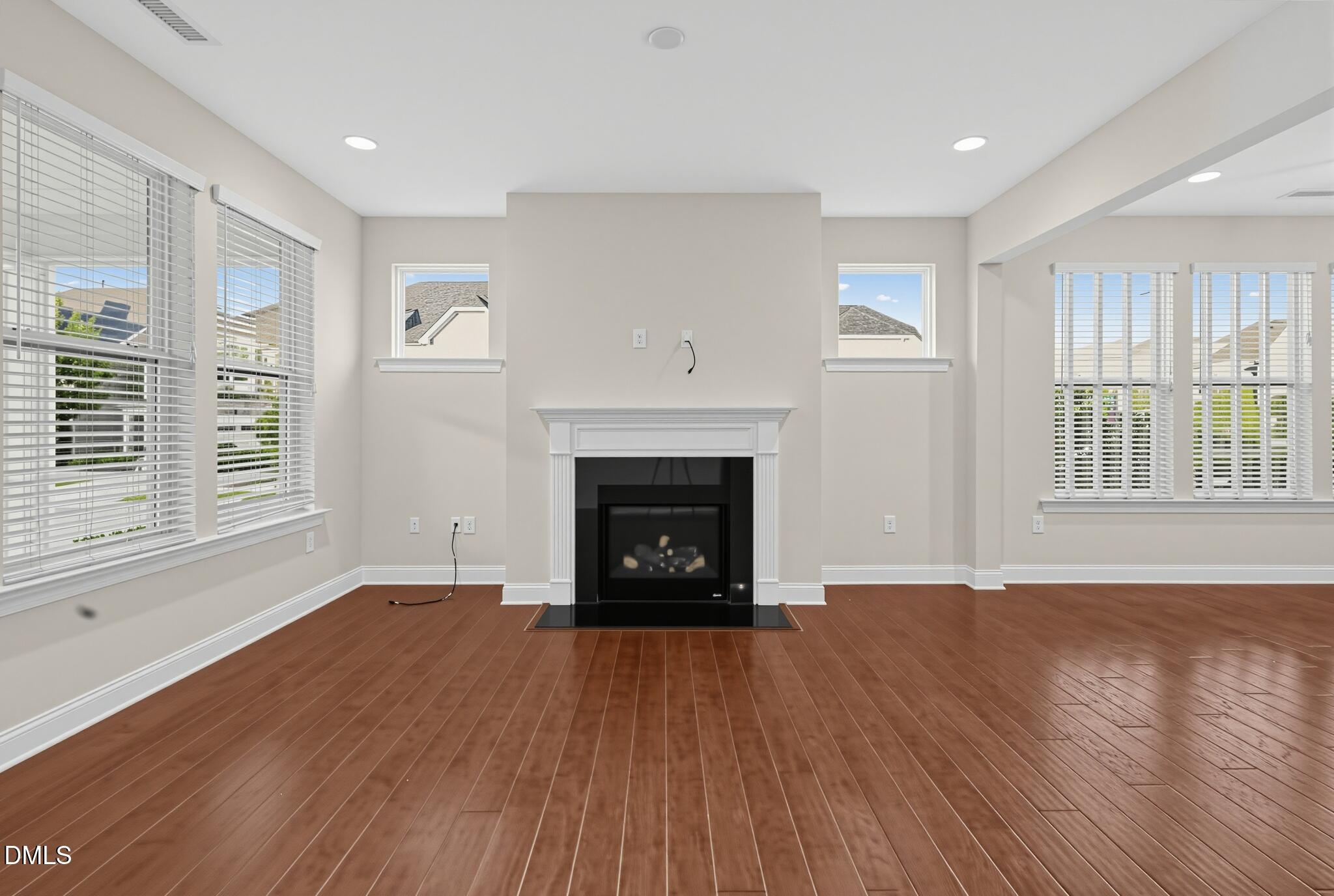 200 Begen Street Property Photo 7